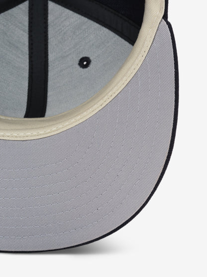 Essentials New York Yankees 59Fifty Cap Navy