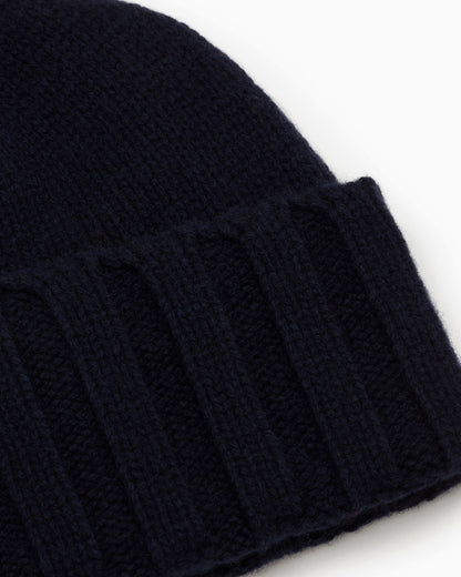 Emporio Armani Cashmere beanie with ribbed texture and cuff Essential