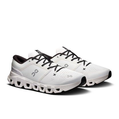 On Cloud X 5 White Black