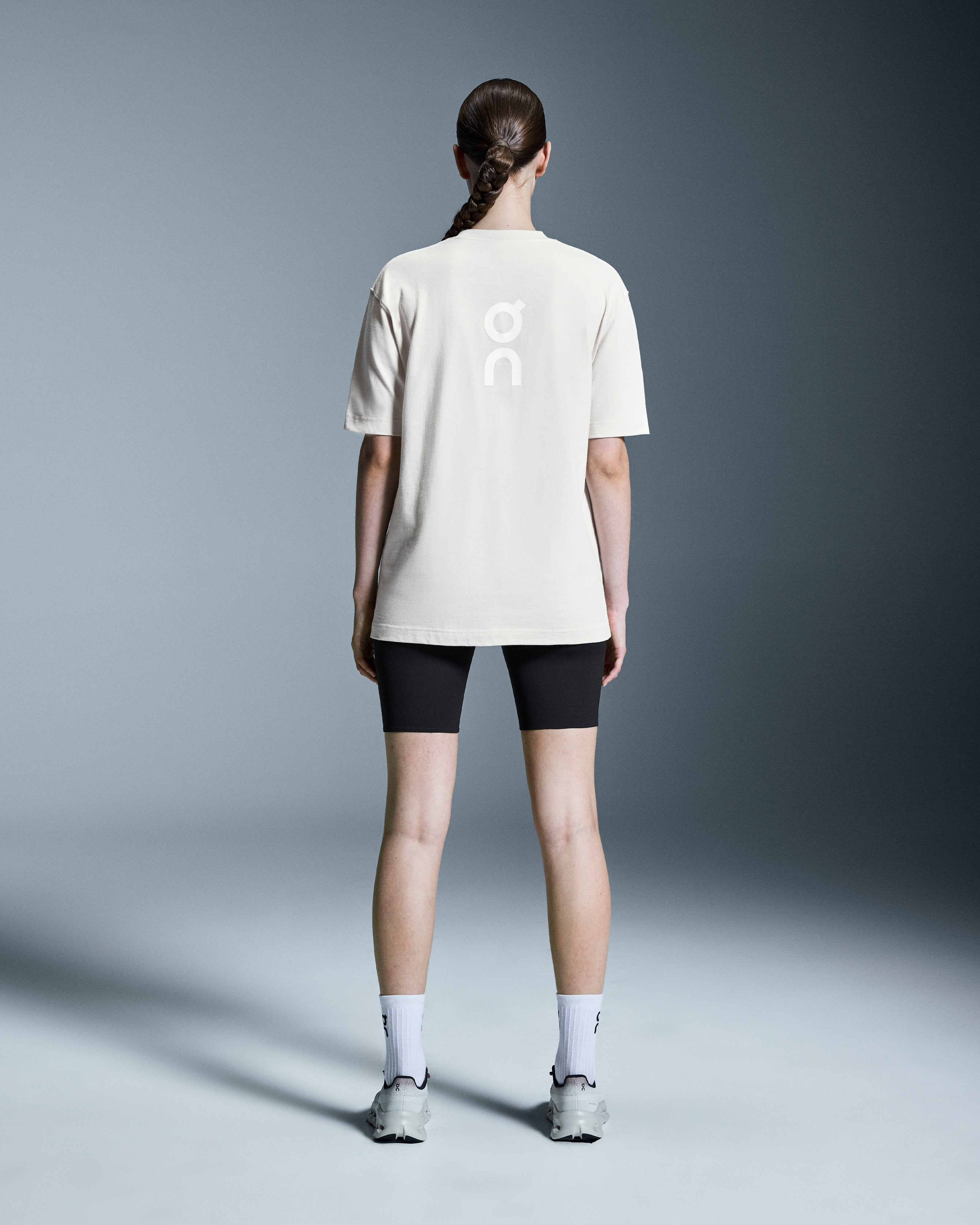 On Club-T Silver (Women's)