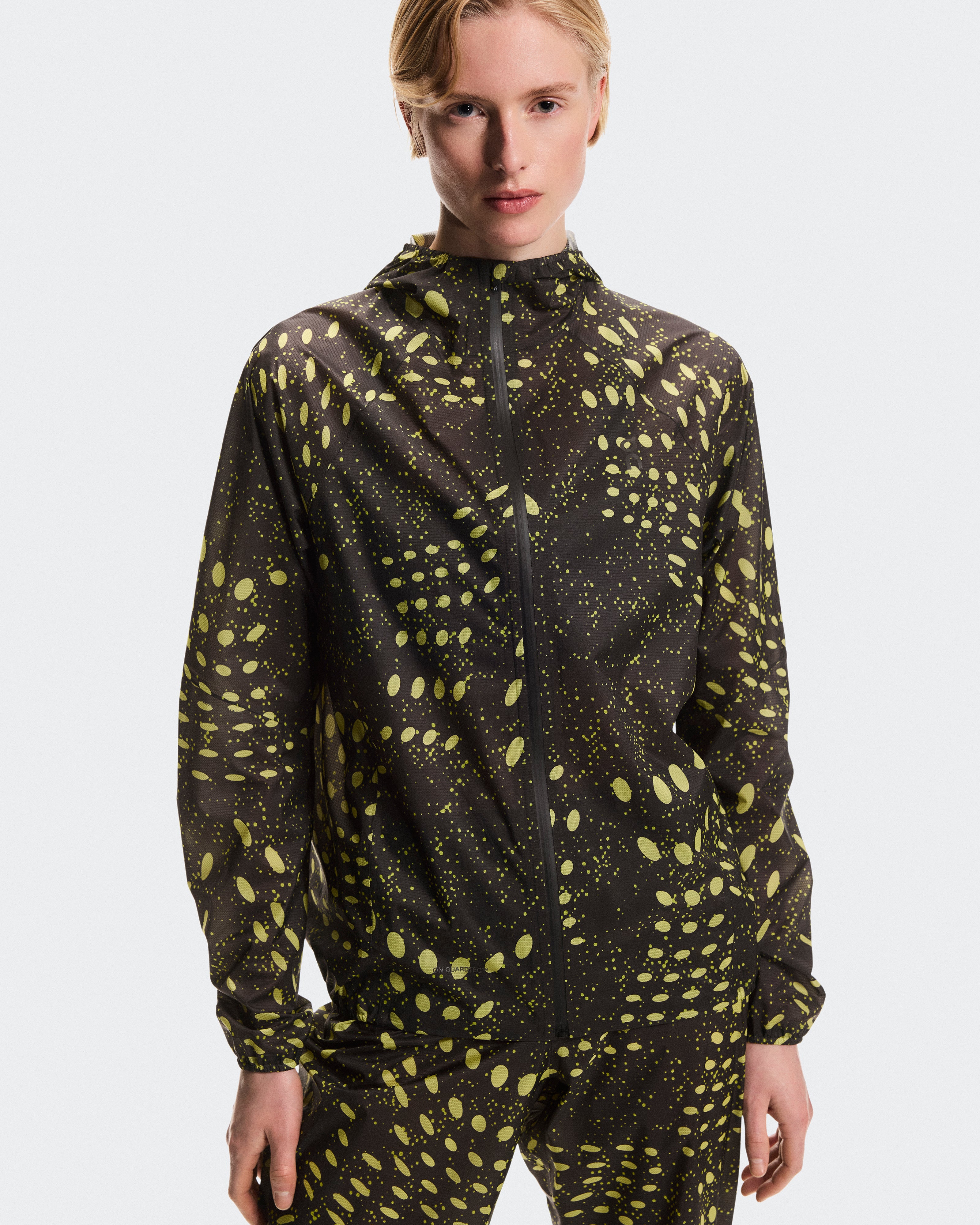 On Ultra Jacket Iron | Lime (Women'S)