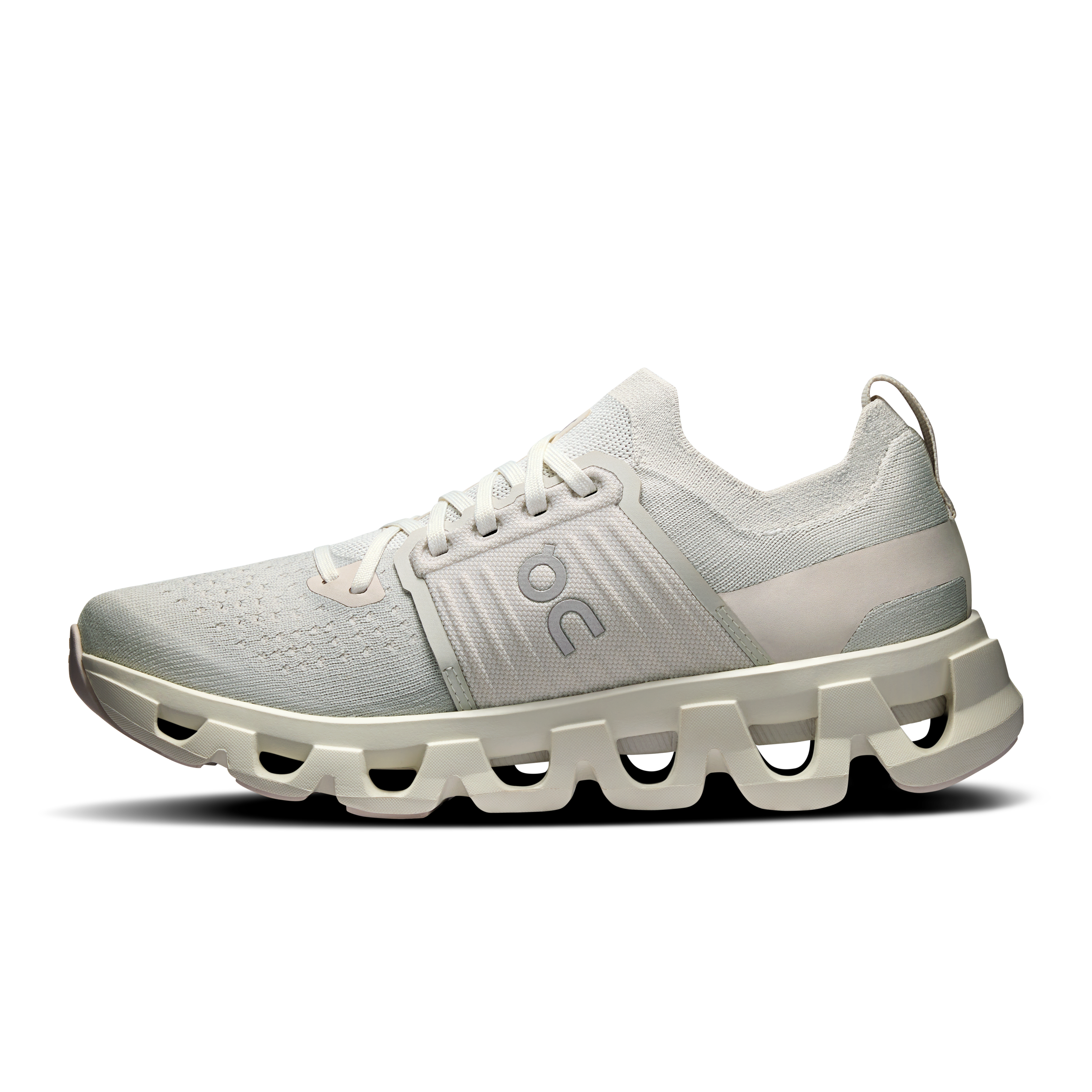 on running cloudswift 4 wolf sand (women's)