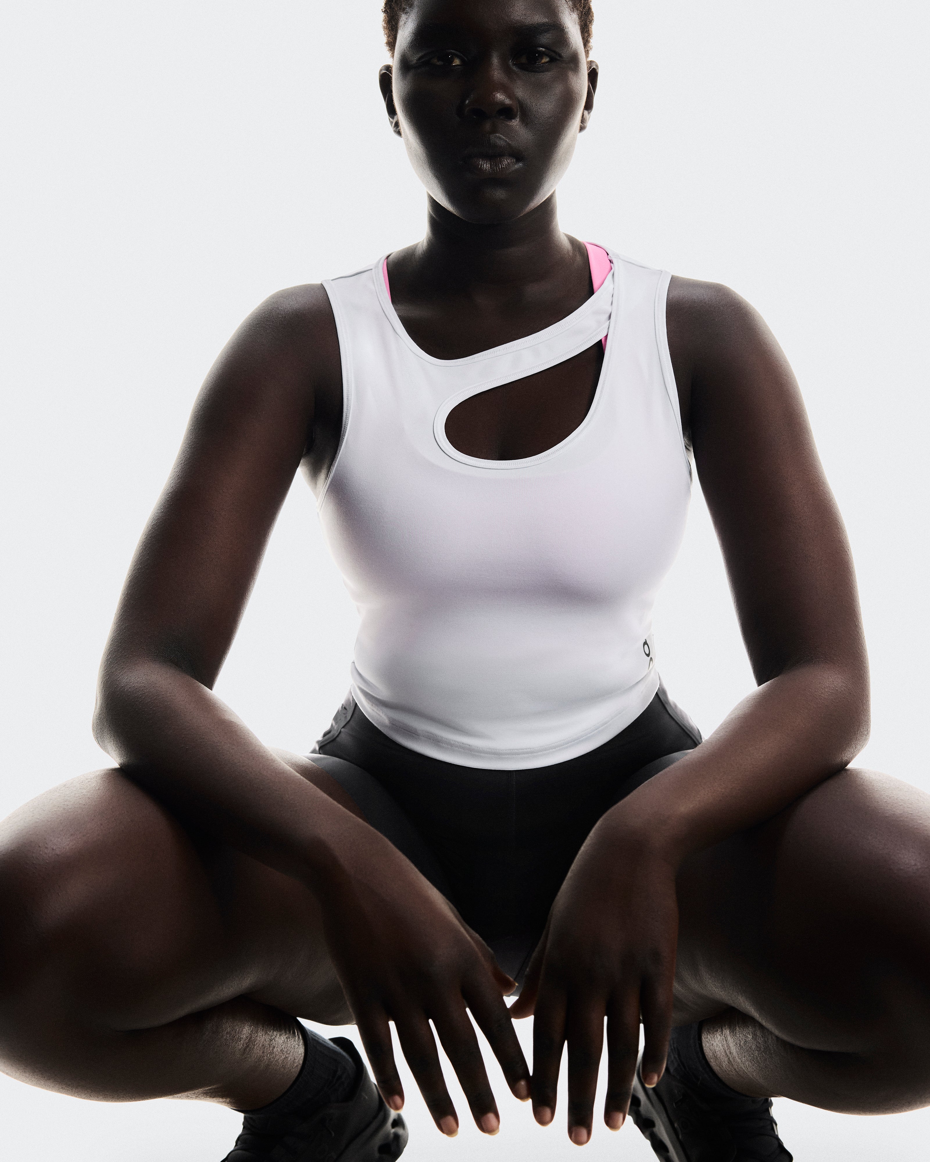 On Studio Cut-Out Crop White (Women's)