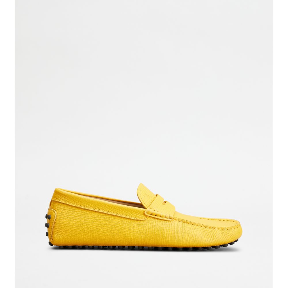 Tods Gommino Driving Shoes In Leather Yellow Mens