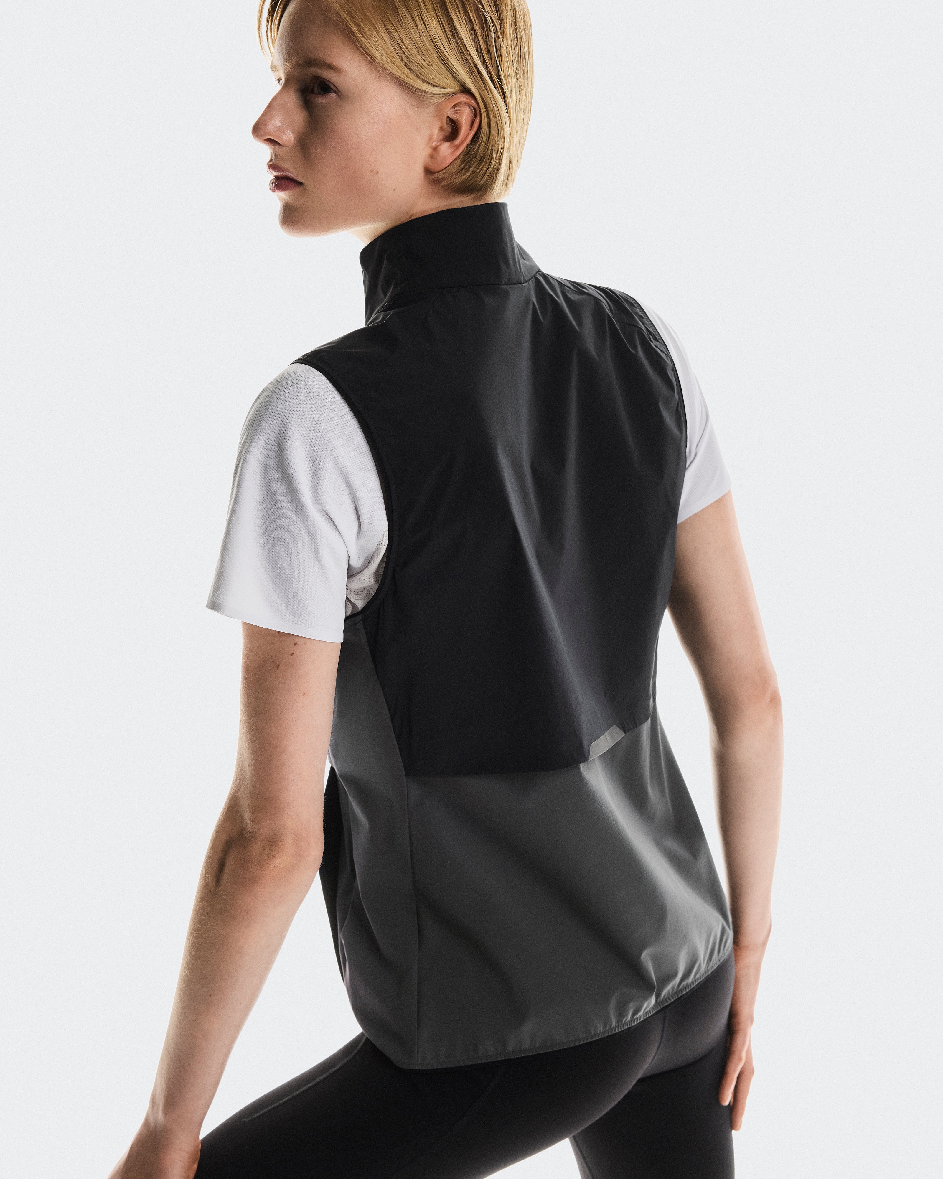 On Weather Vest Black | Eclipse (Women's)