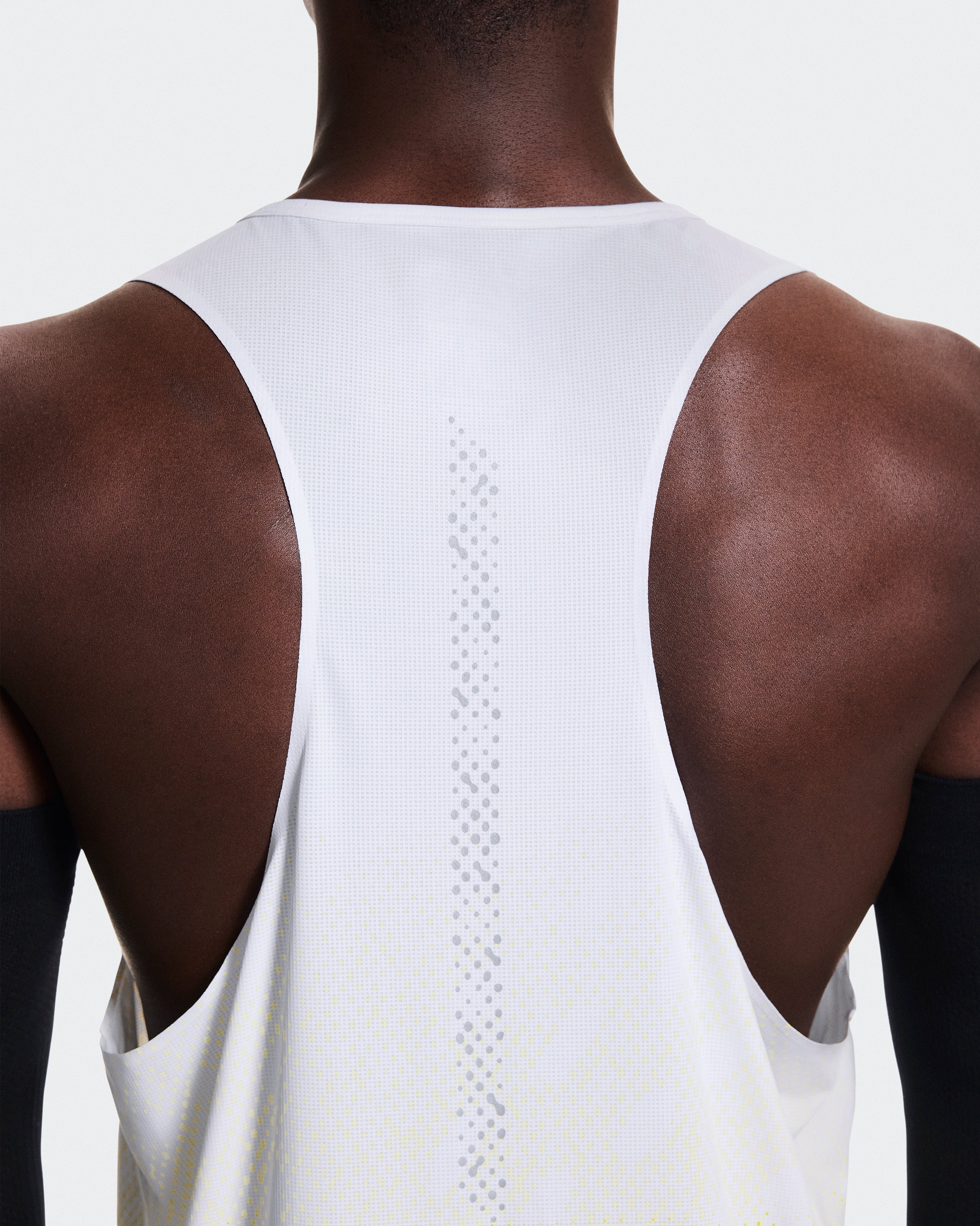On Zero Singlet White | Lime
