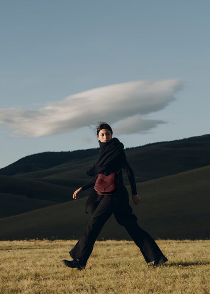 Polene Nodde Hobo Smooth Black Cherry