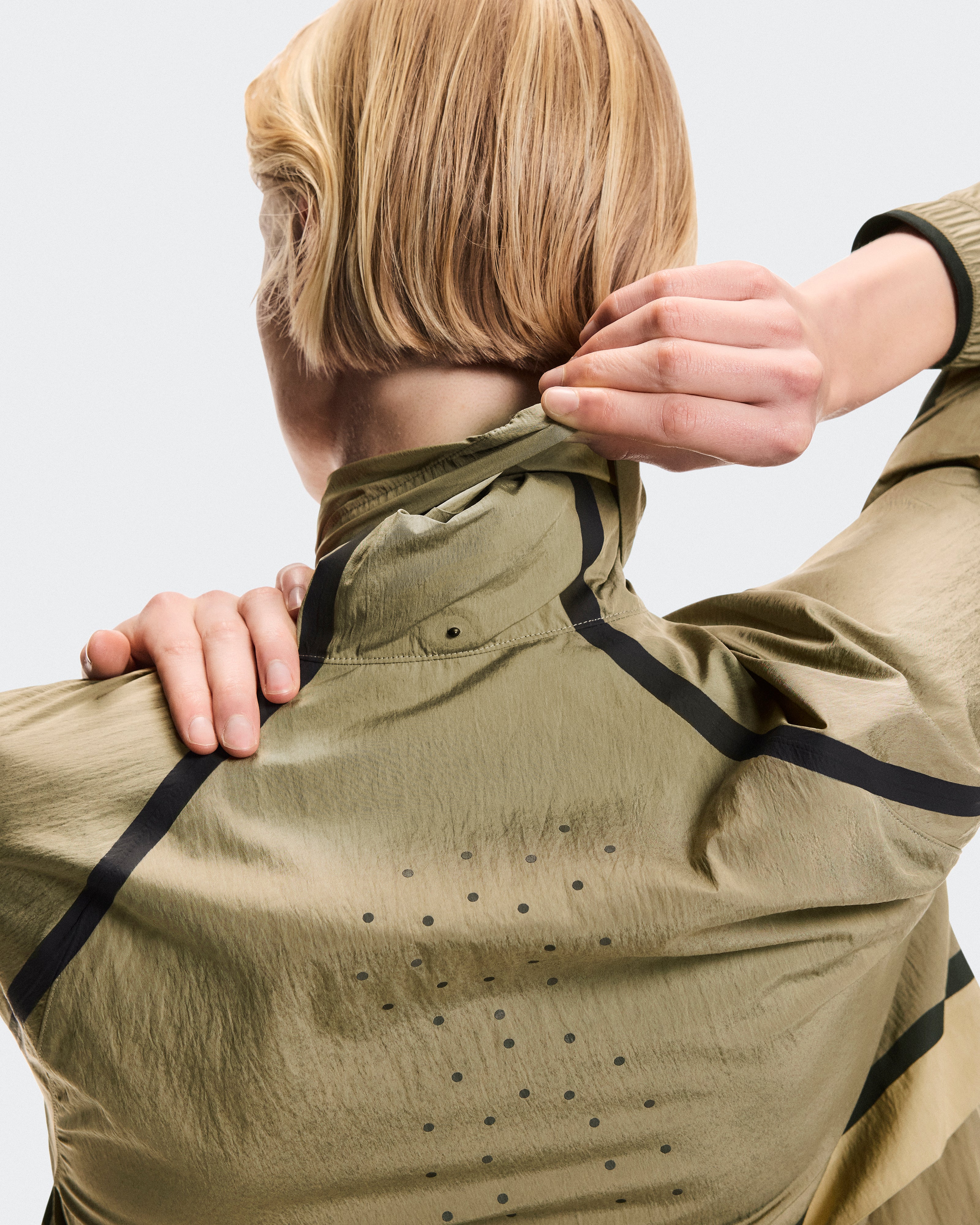On Performance Volt Jacket Safari (Women'S)
