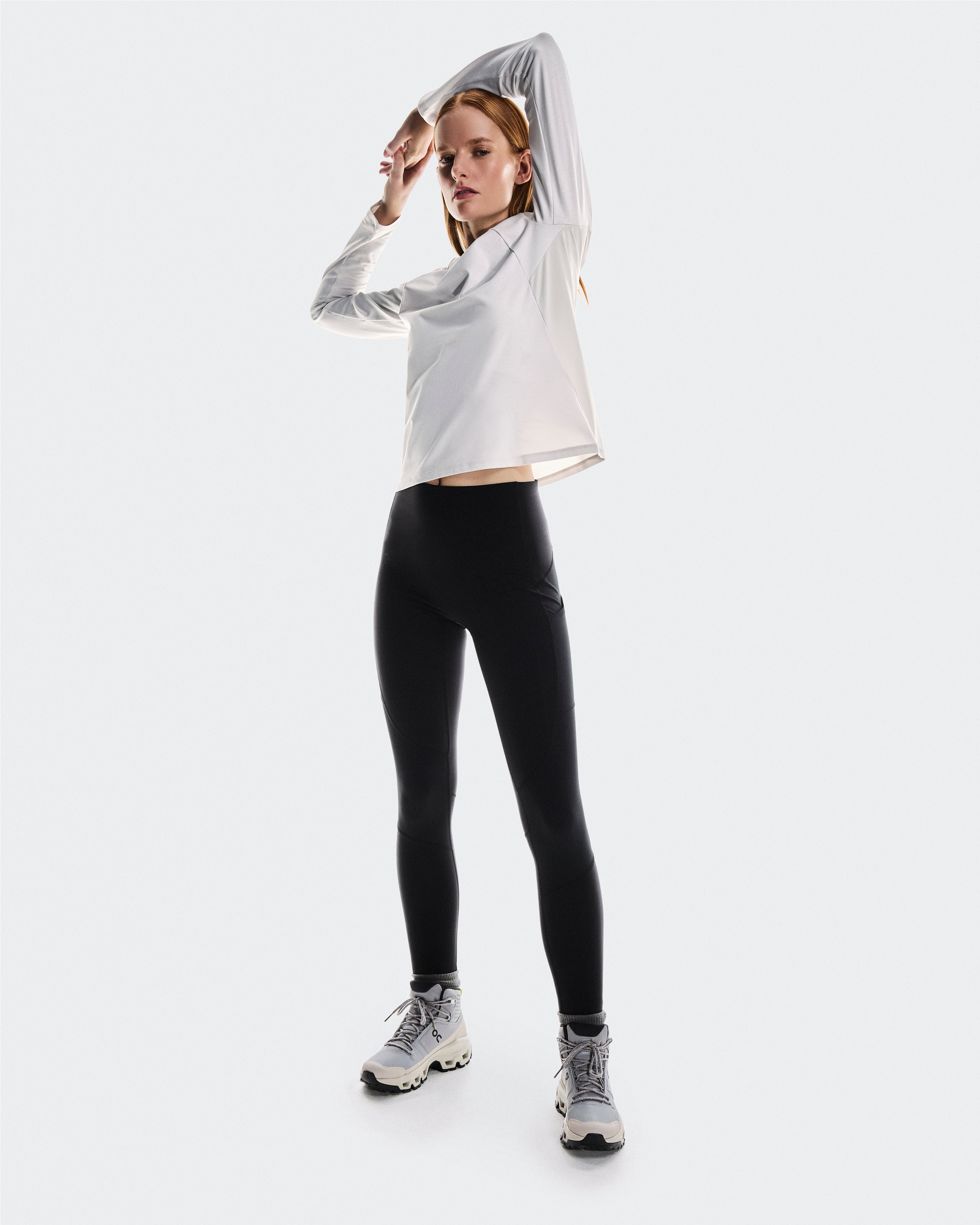 On Trek Tight Black (Women'S)