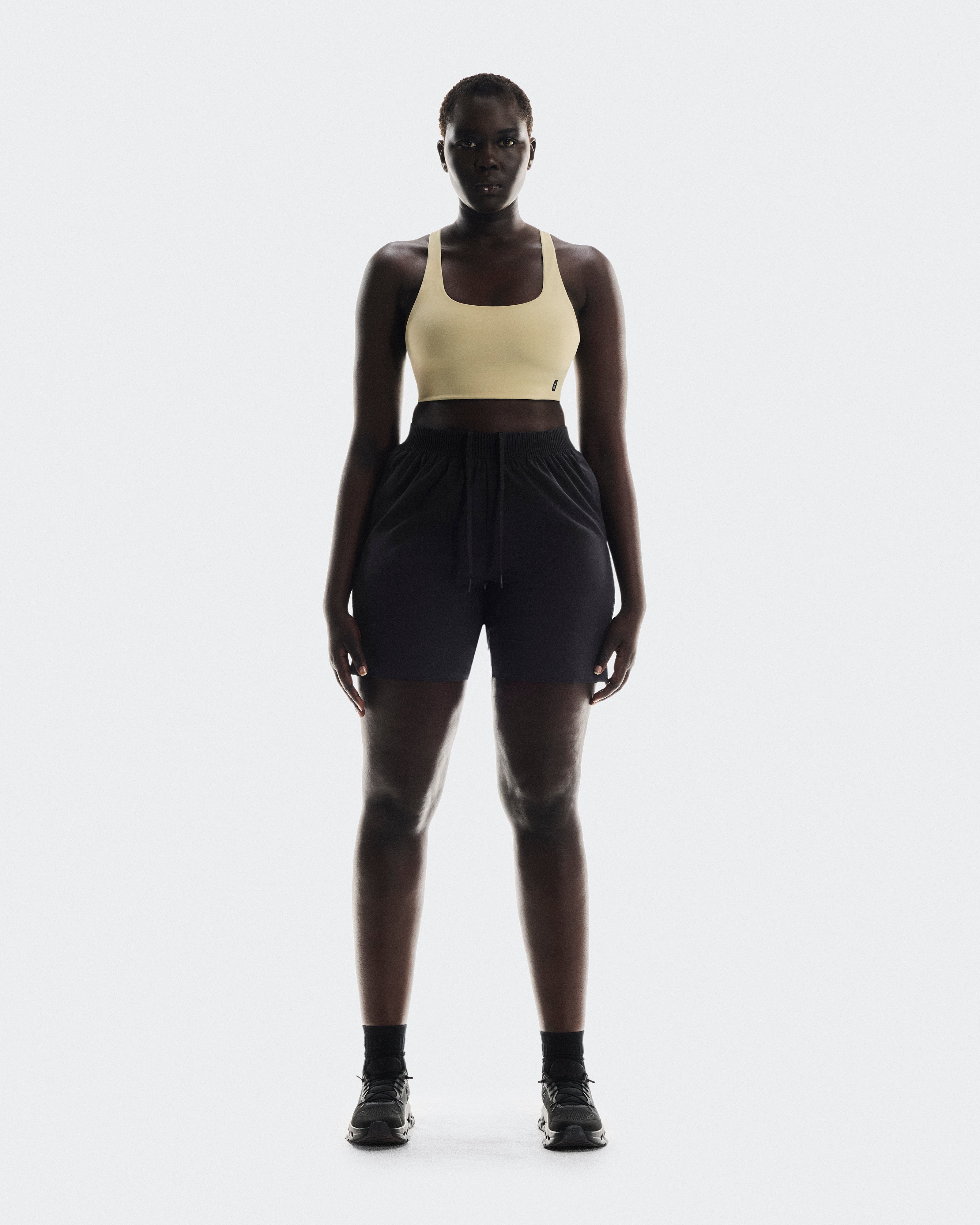 On Studio Bra Caper (Women's)