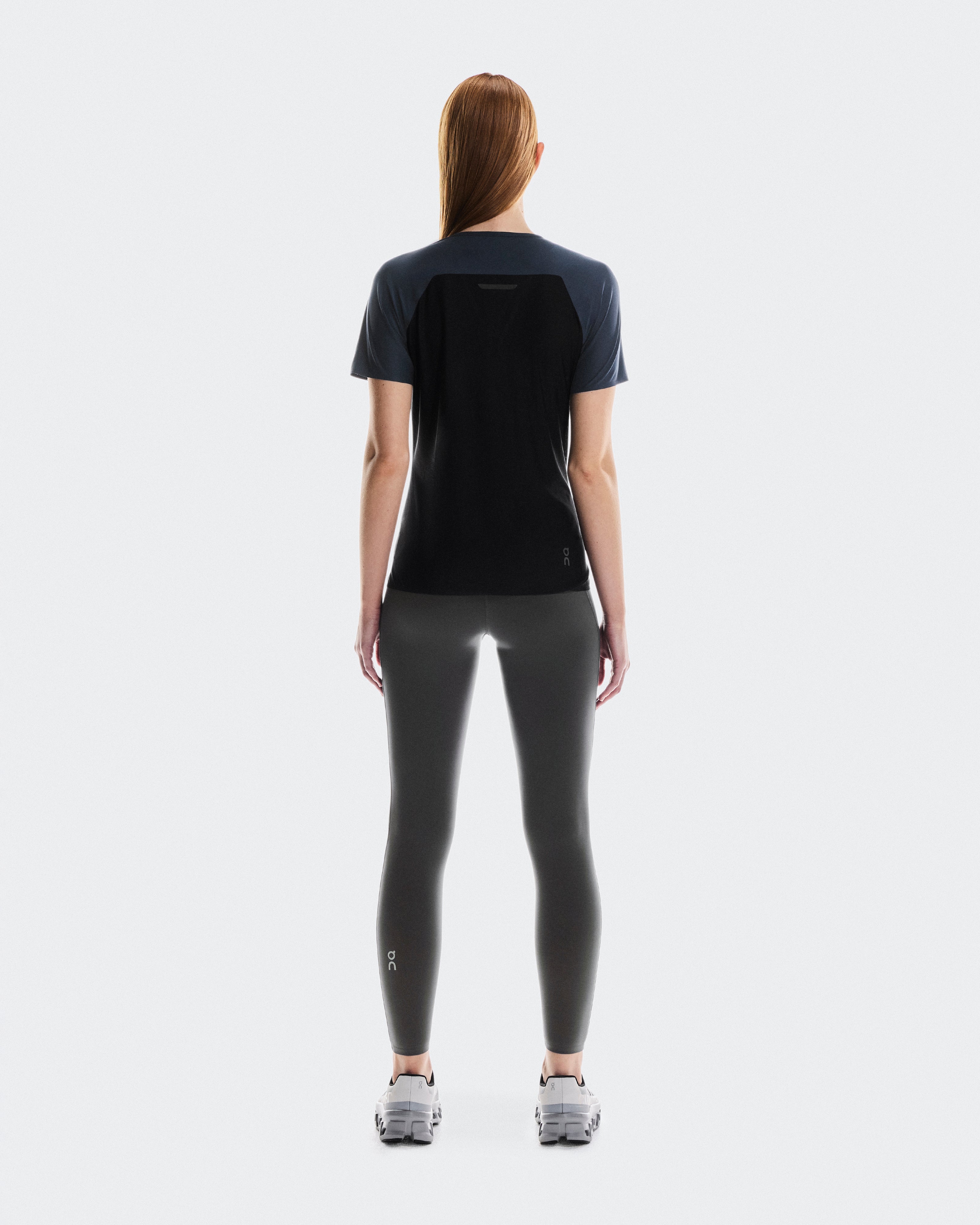 On Performance-T Navy | Black (Women's)