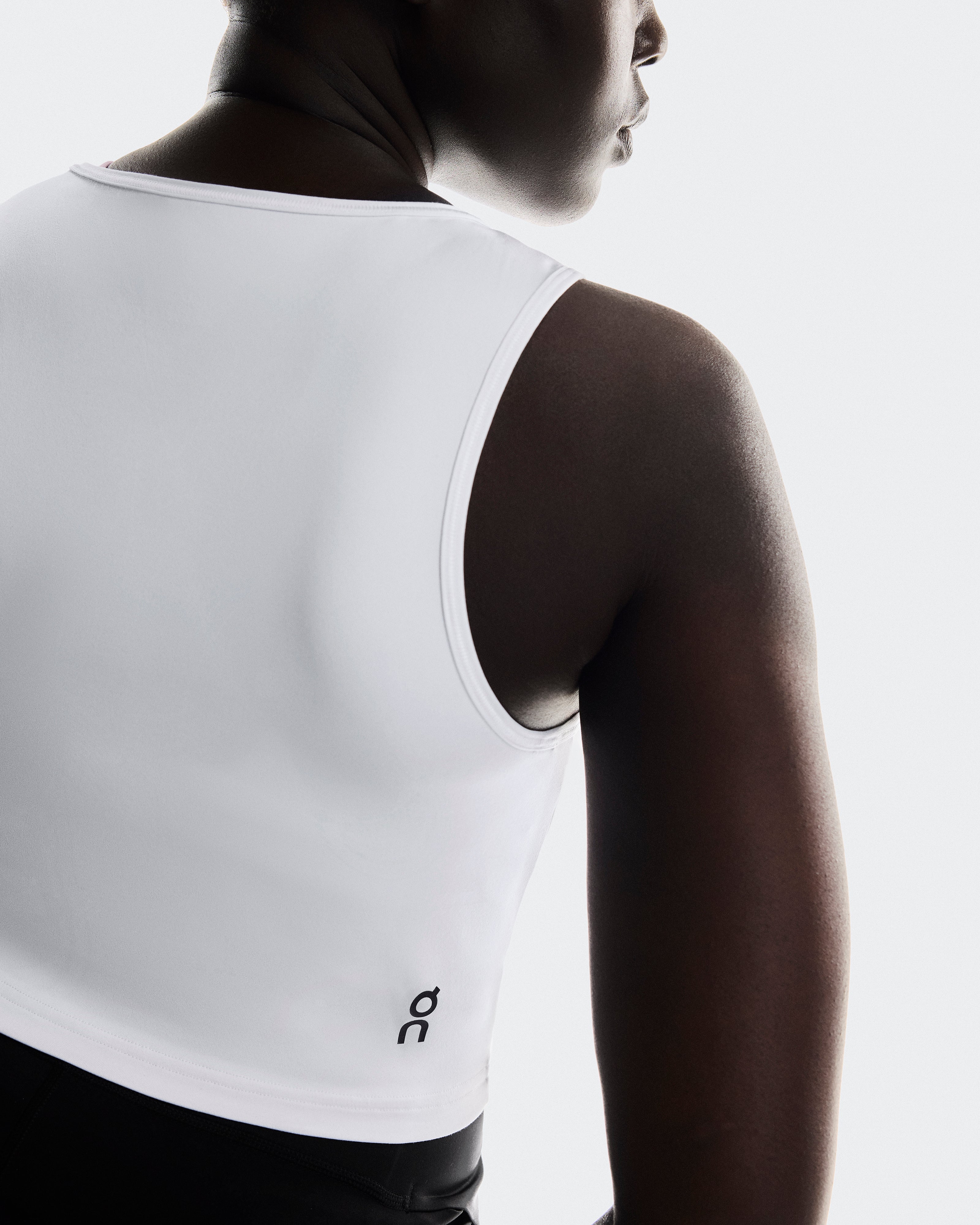 On Studio Cut-Out Crop White (Women's)