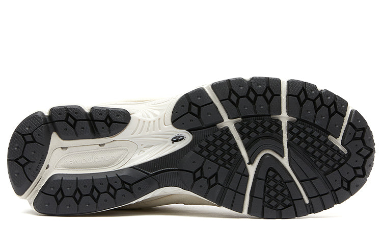 New Balance 2002R Bone Light Aluminum