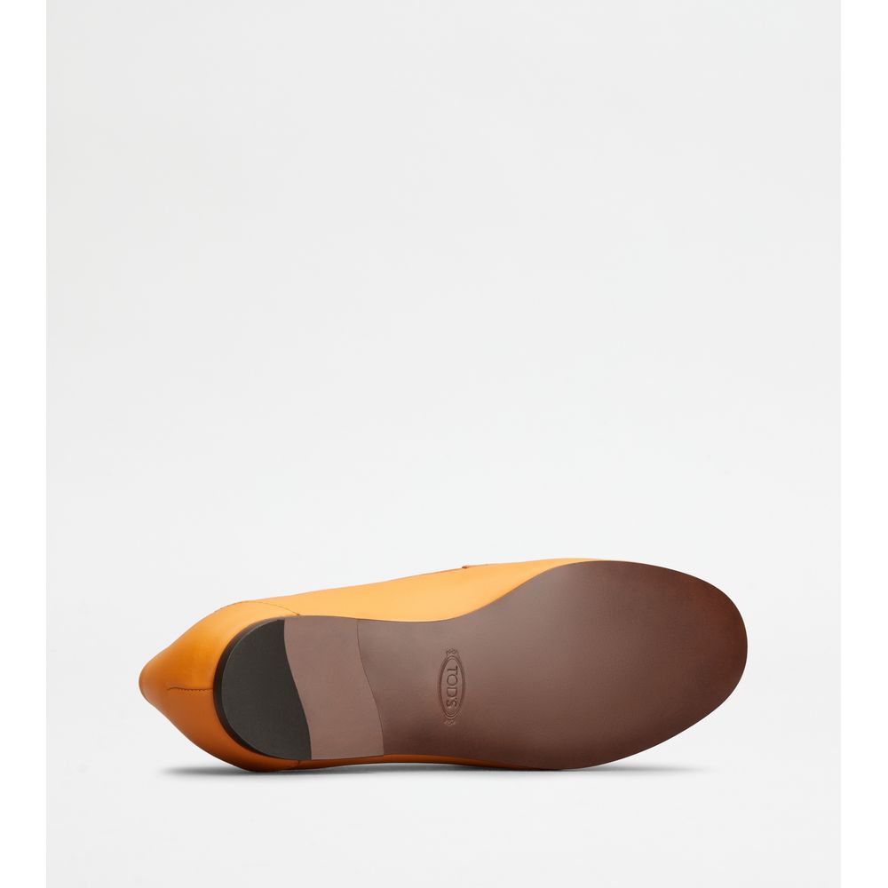 Tods Kate Loafers In Leather Orange Womens