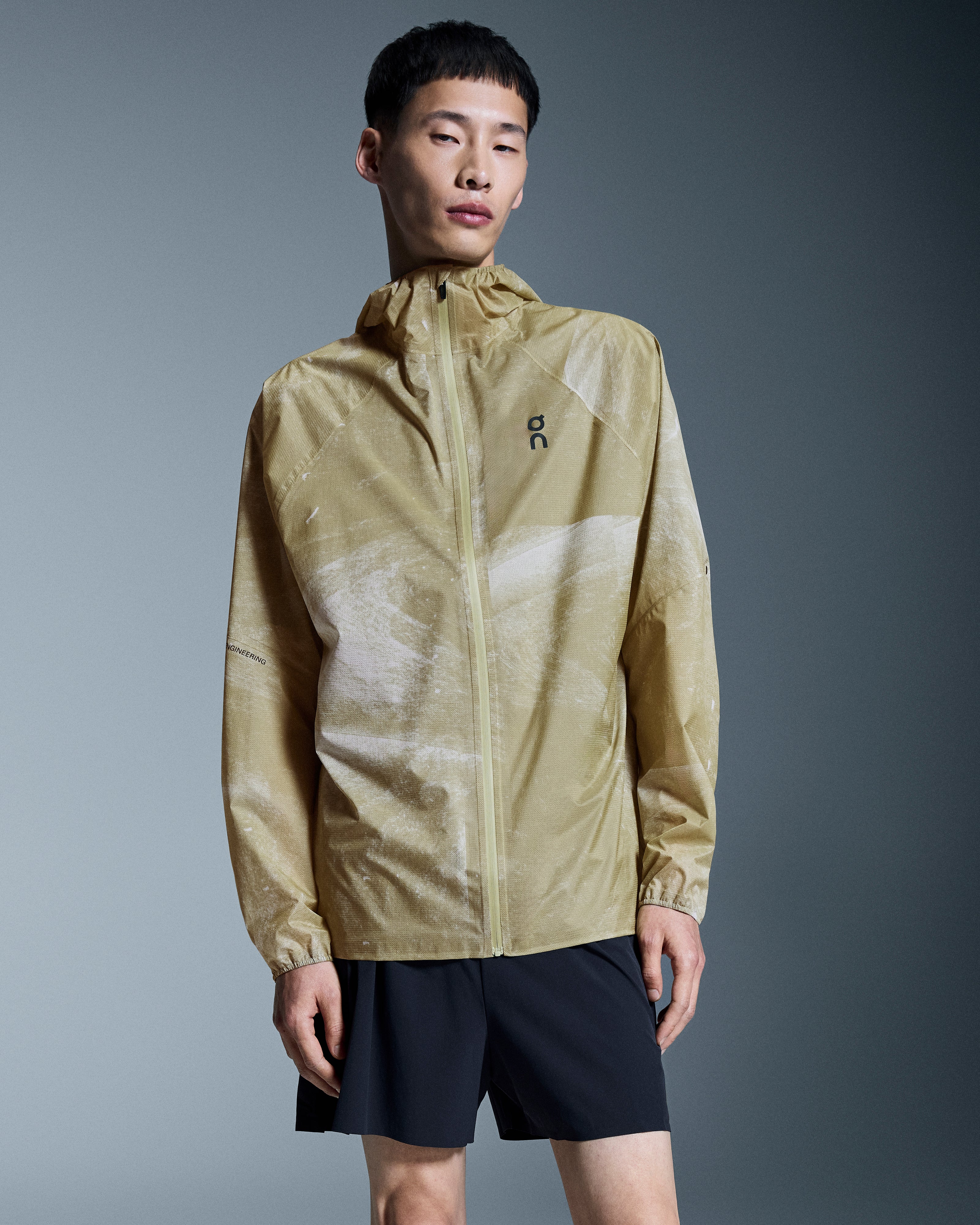 On Ultra Jacket White | Caper