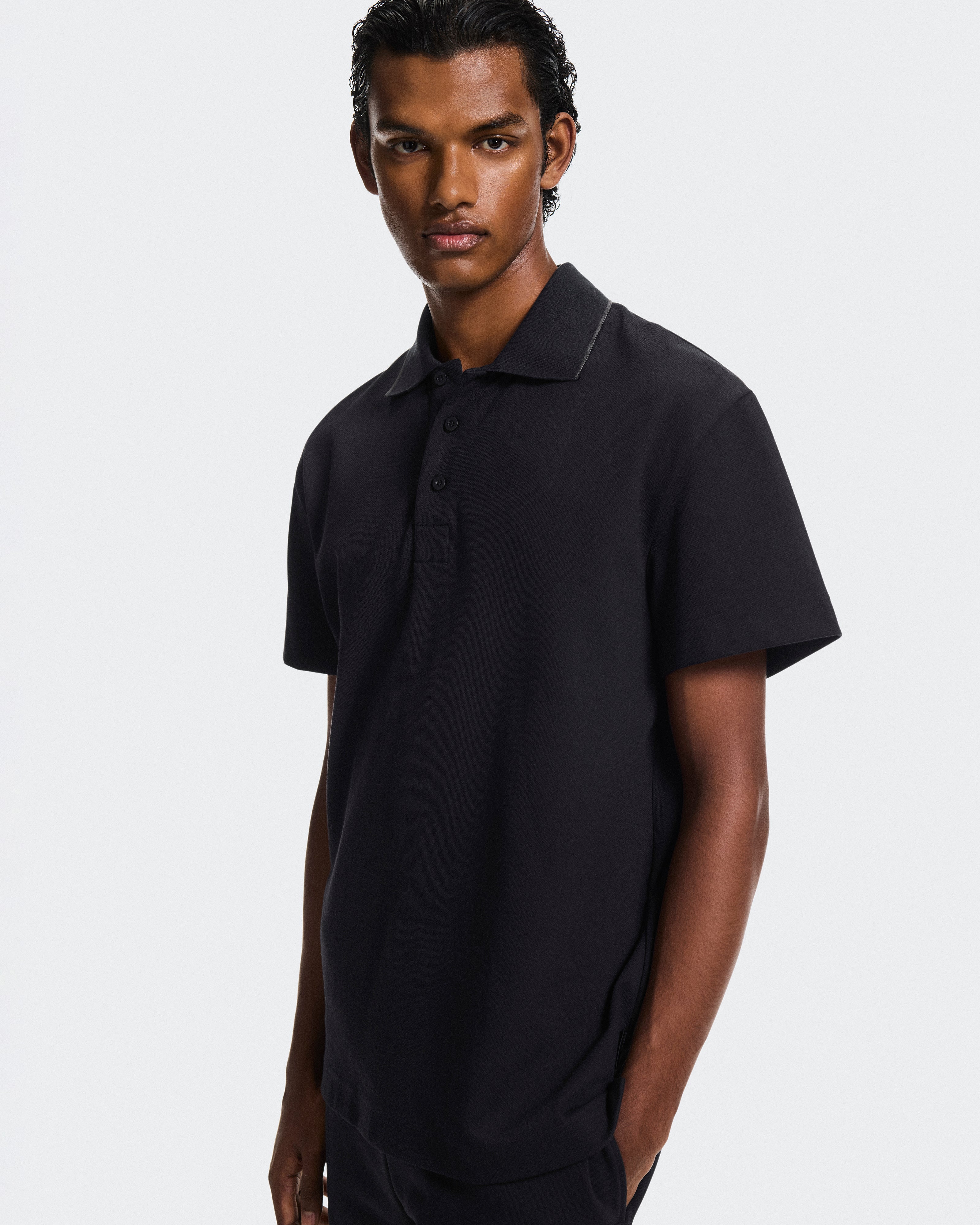 On Courtside Polo Black | Eclipse