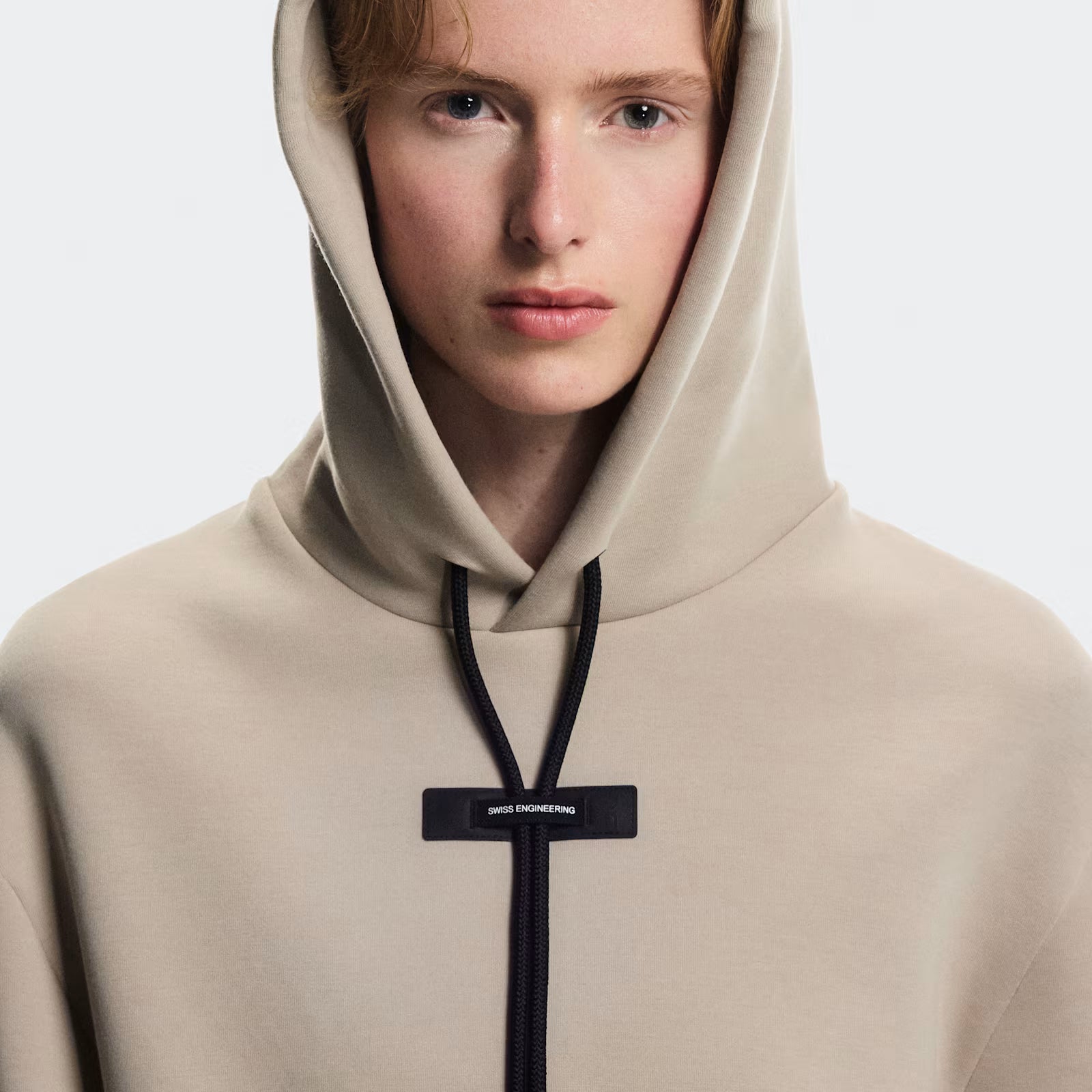 On Focus Tech Hoodie Desert (Women'S)