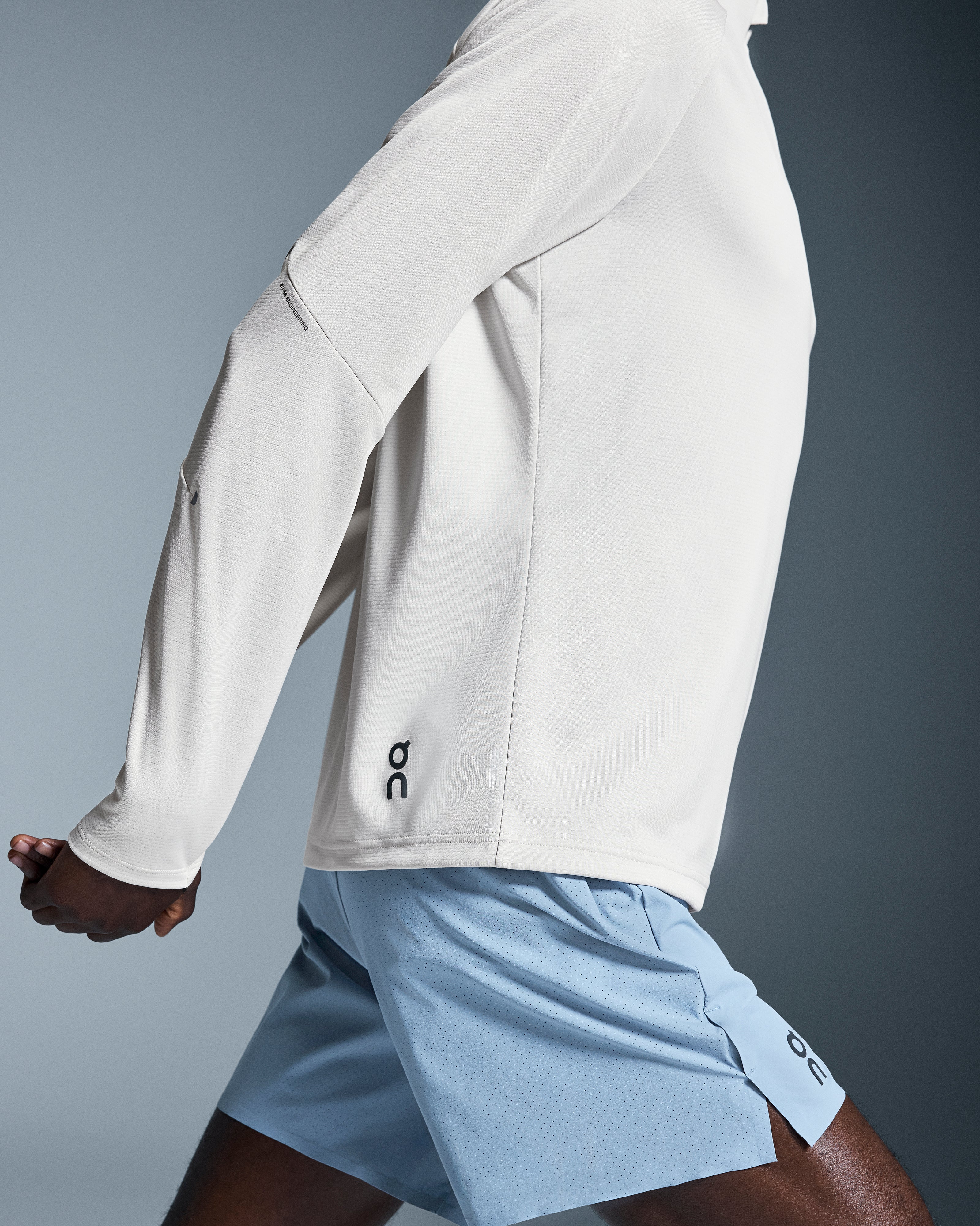 on 5" performance shorts Chambray