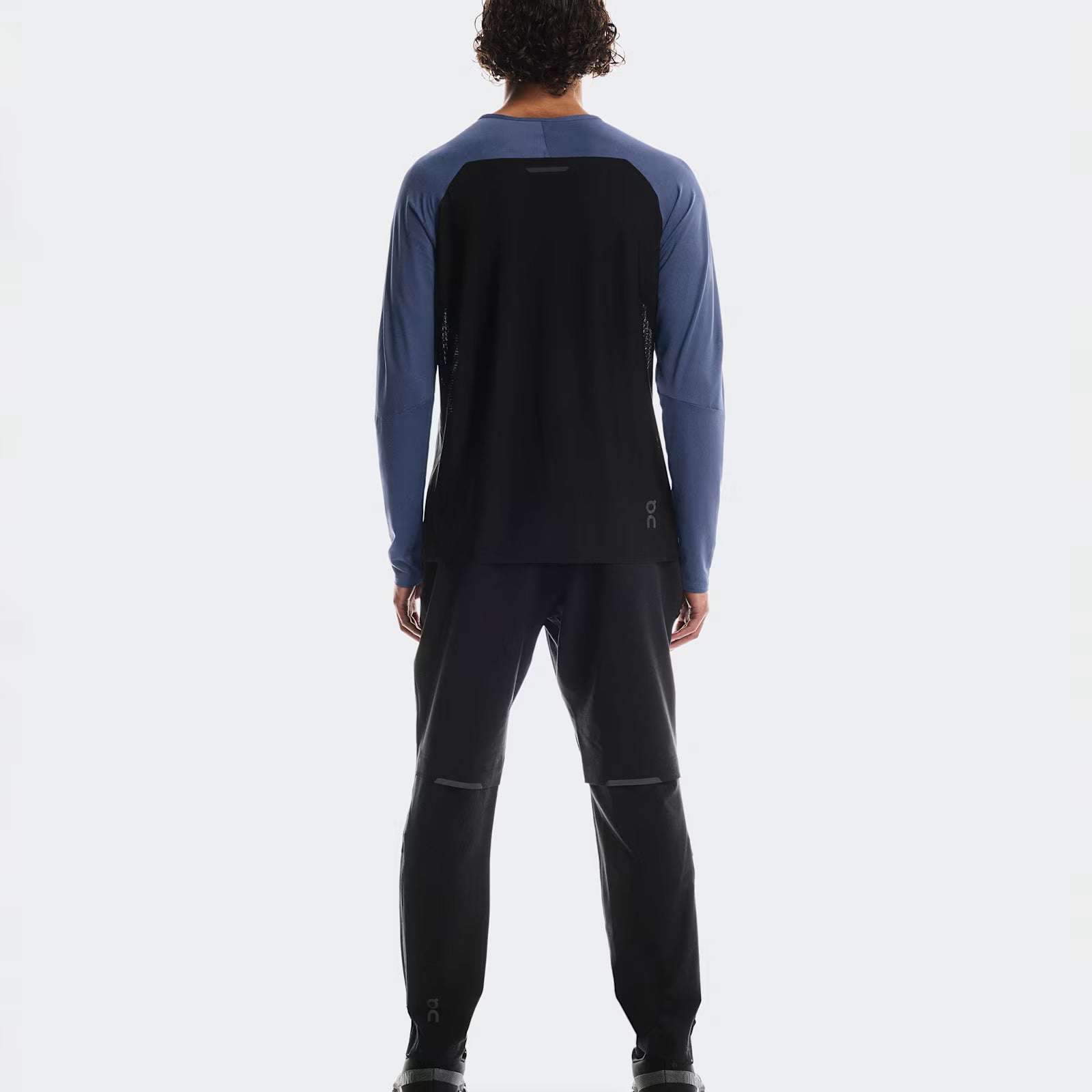 On Performance Long-T Acai | Black