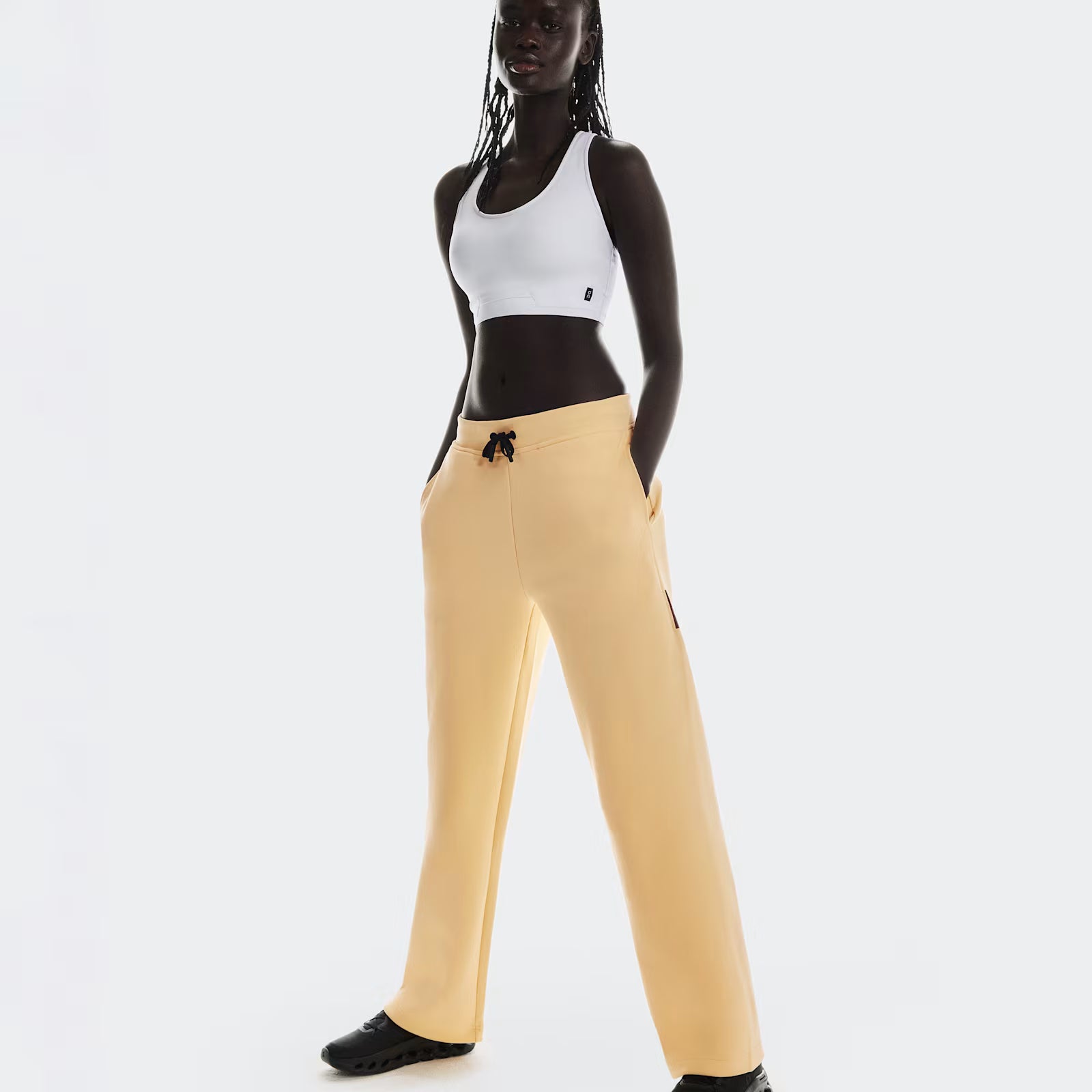 On Focus Tech Sweatpants Nectar (Women'S)