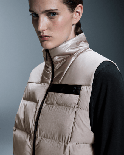 on challenger vest Zinc (Women's)