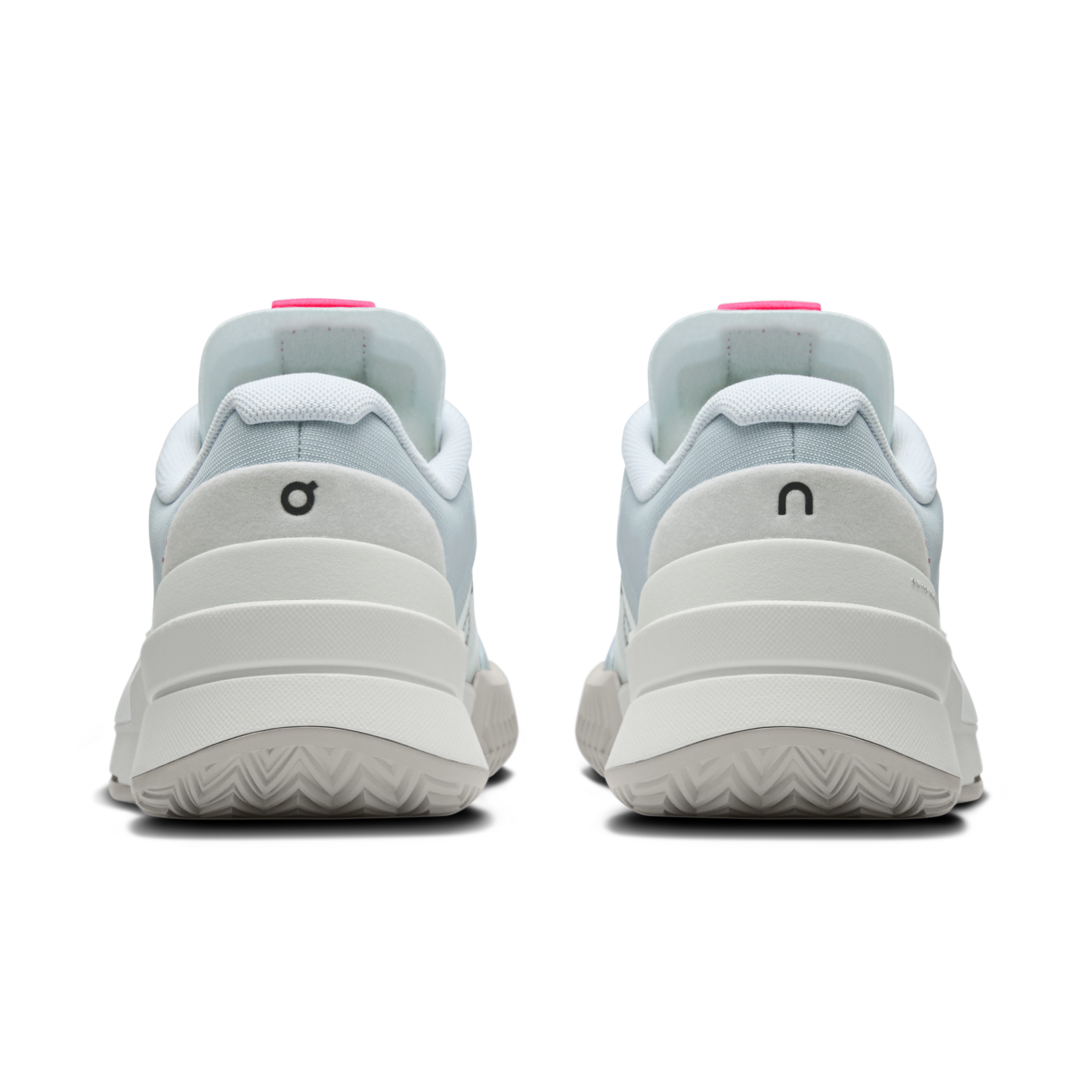 on running the roger pro 2 arctic pink (women's)