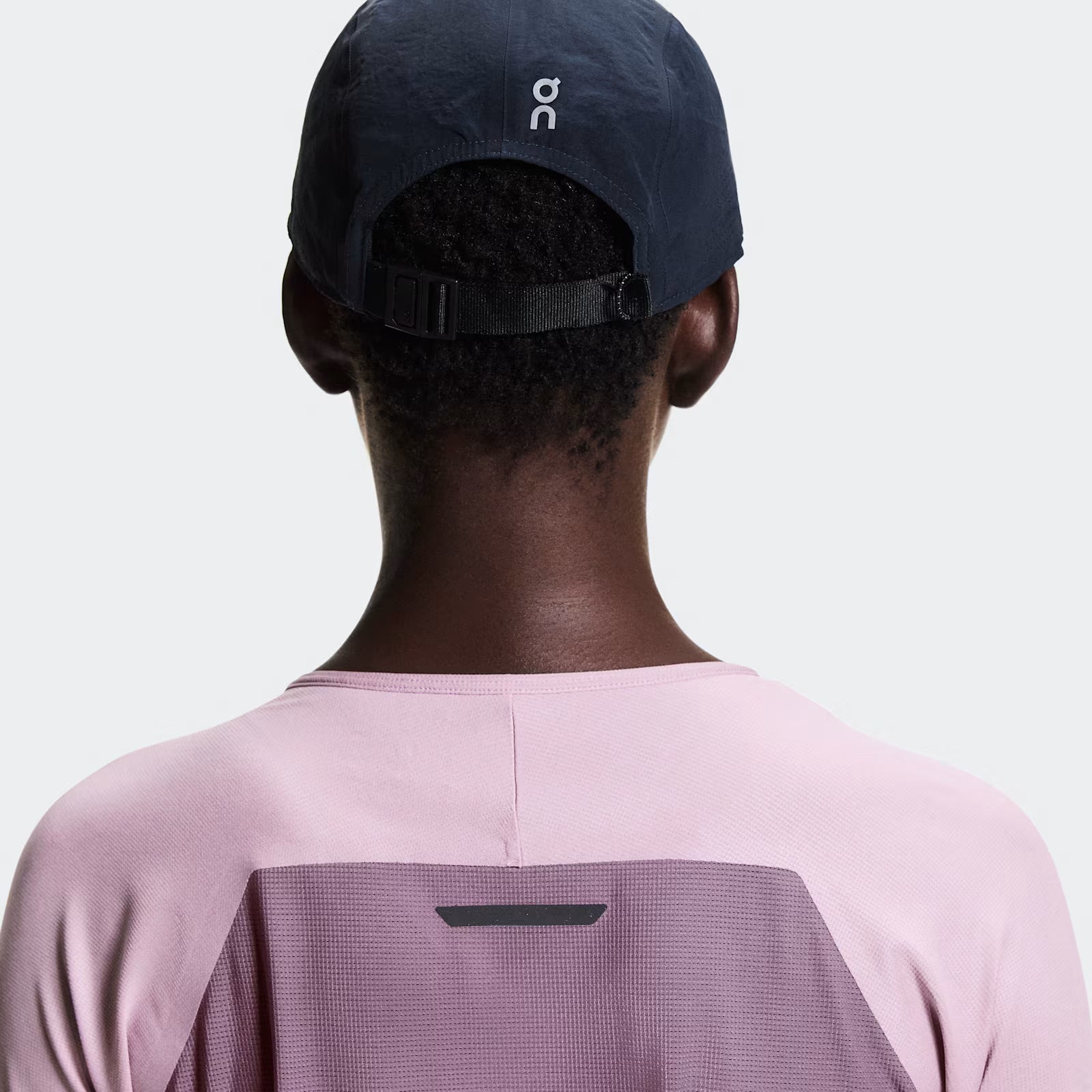 On Performance Cap Navy