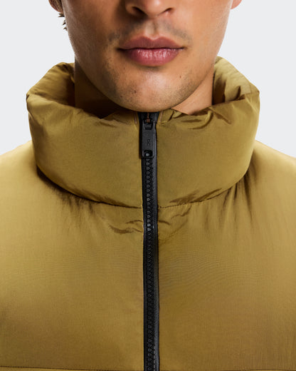 On All-Day Puffer Vest Nutmeg