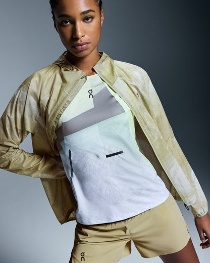 On Ultra Jacket White | Caper (Women'S)