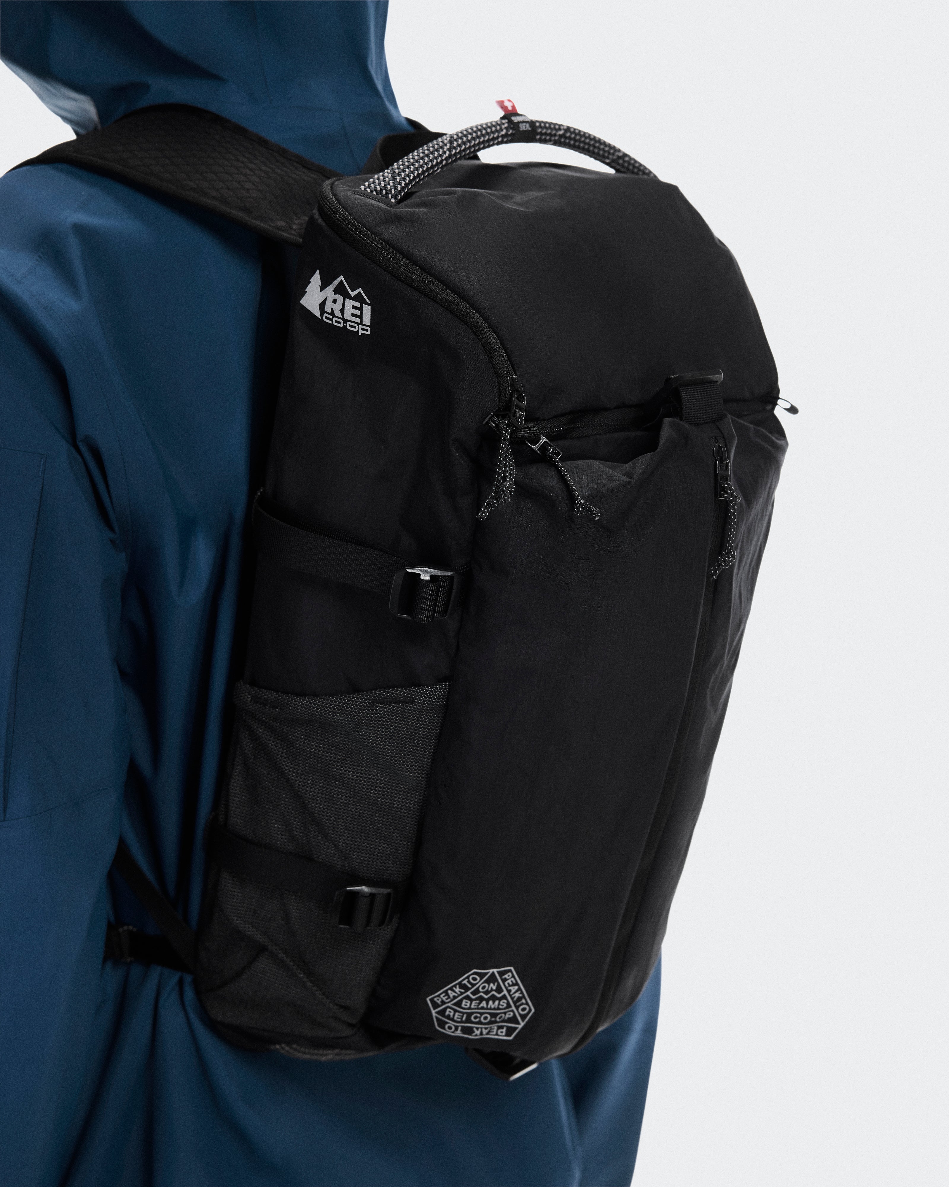 On Speed Pack 18L Beams Rei Black – Kicks Machine