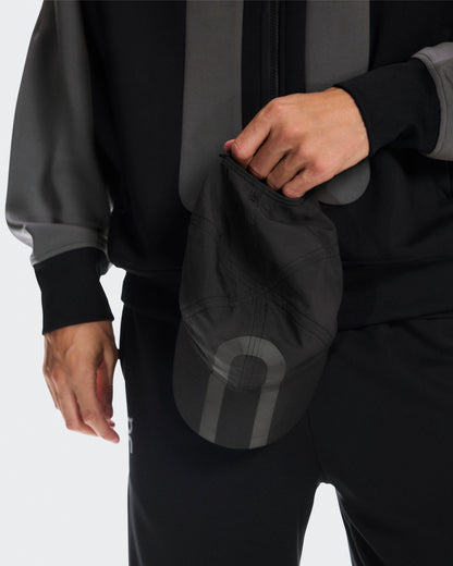 On On Cap Ikon Magnet | Black