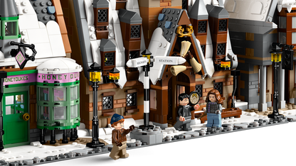 Lego Hogsmeade Village  Collectors Edition