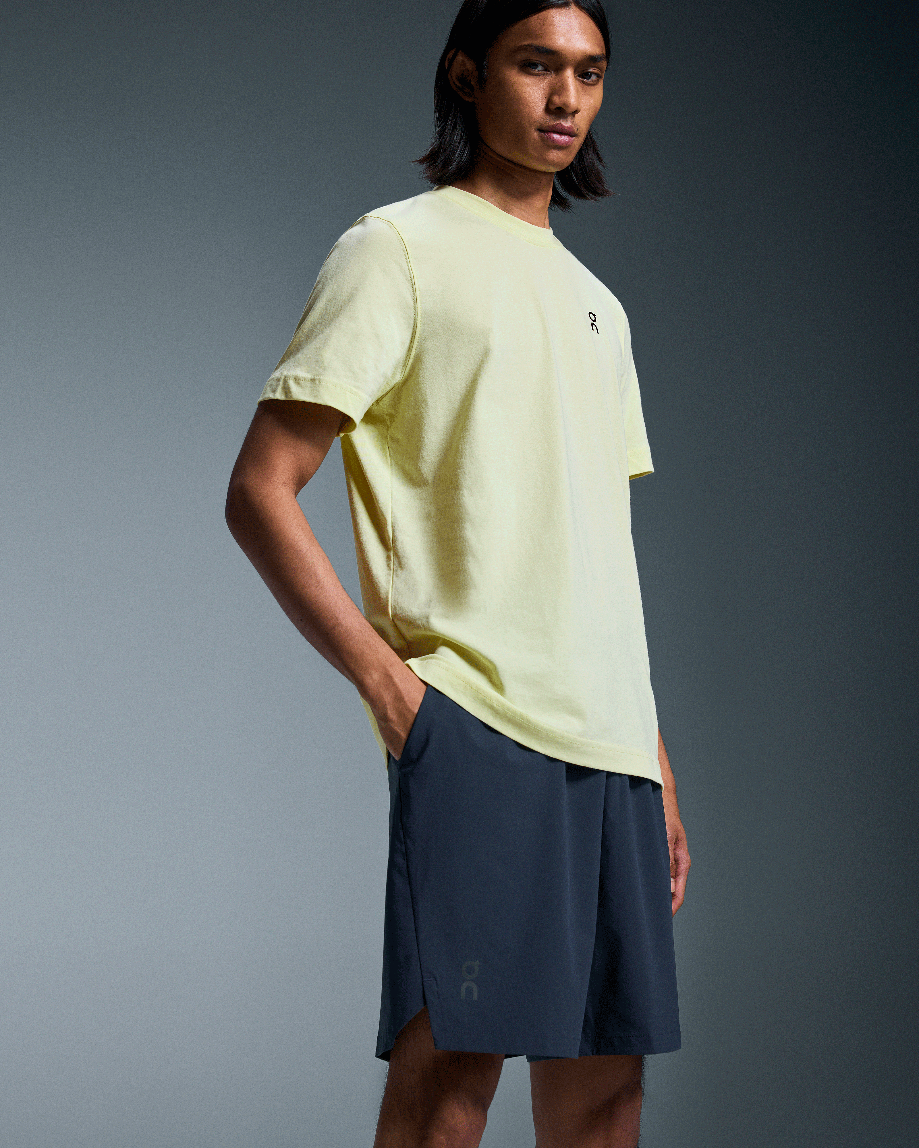 on focus shorts Midnight