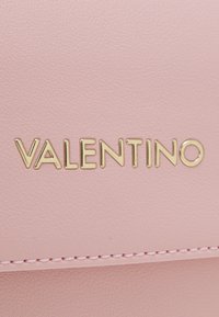 Valentino Bigs Cross Body Bag Cipria