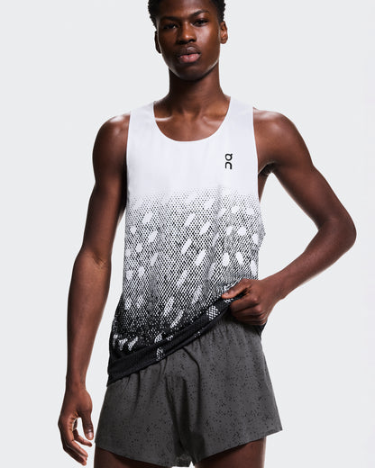 On Zero Shorts Iron | Black
