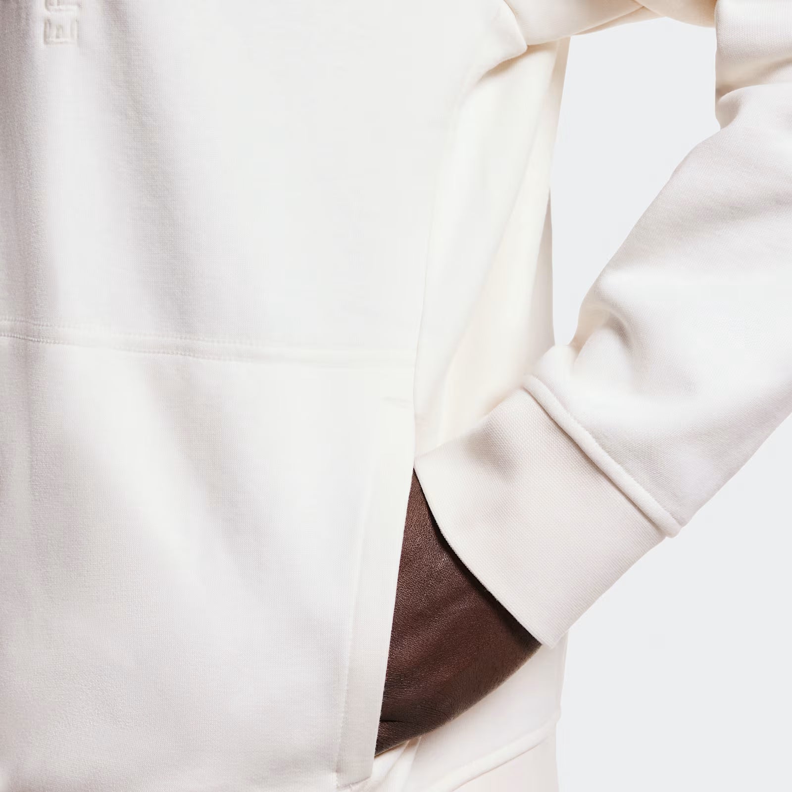 On Collective Hoodie Erewhon Ivory