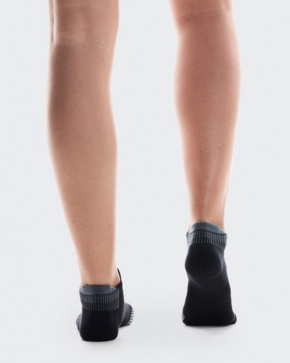 On Performance Run Sock Low Black | Eclipse