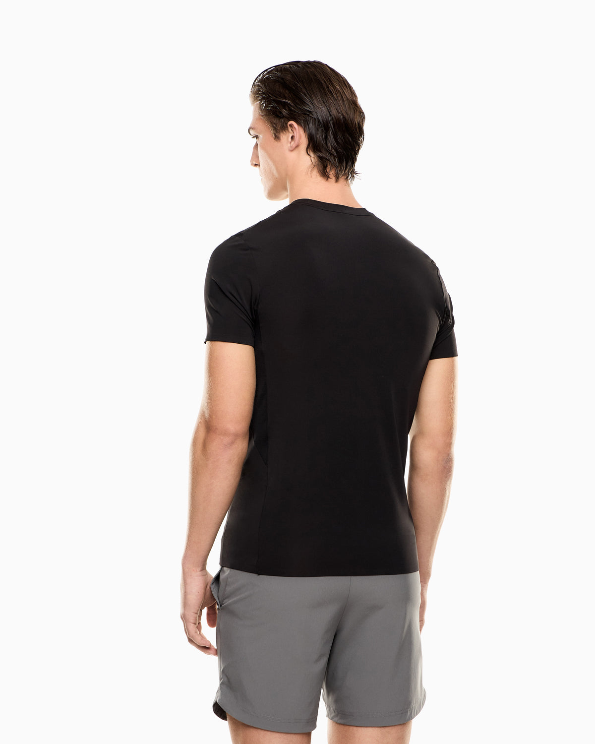 EA7 Dynamic Athlete T-shirt in VIGOR7 technical fabric