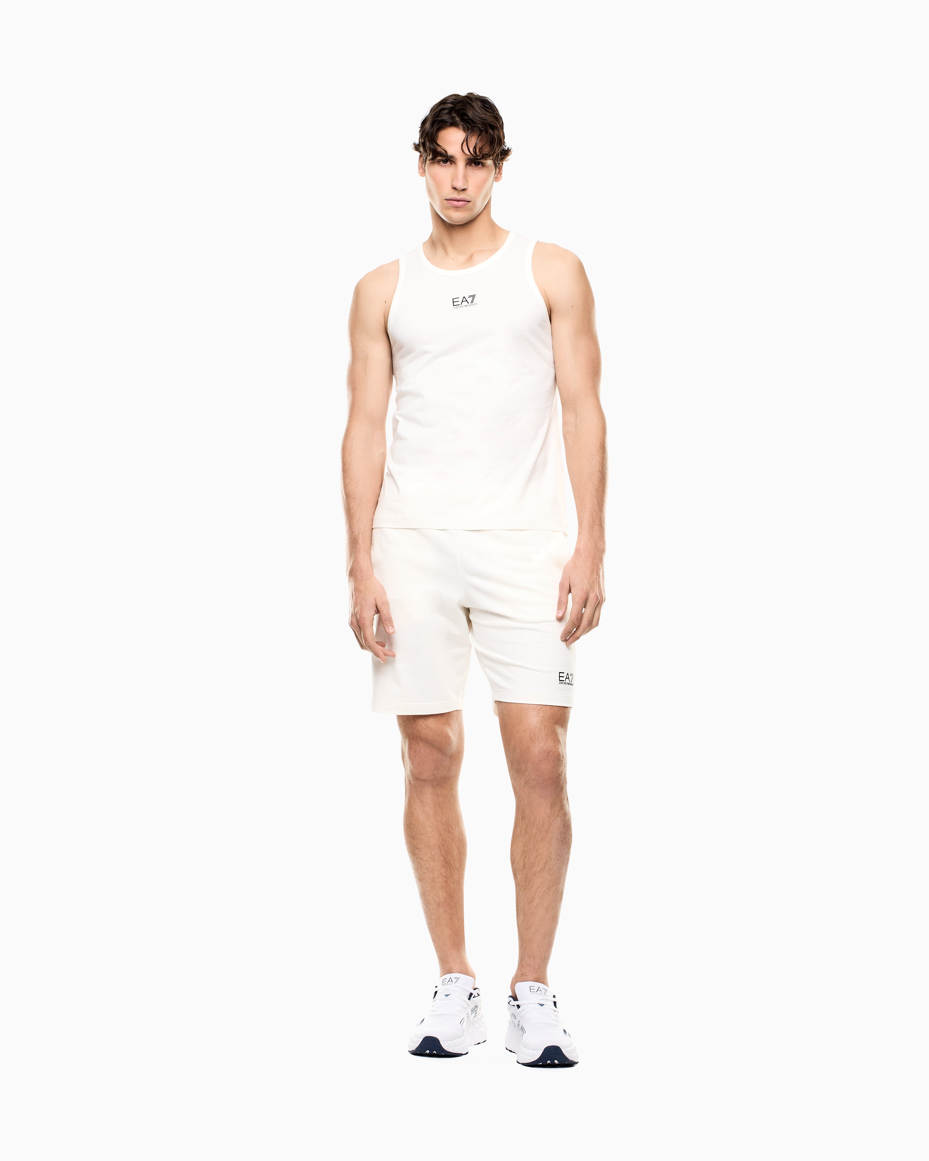 #color_white