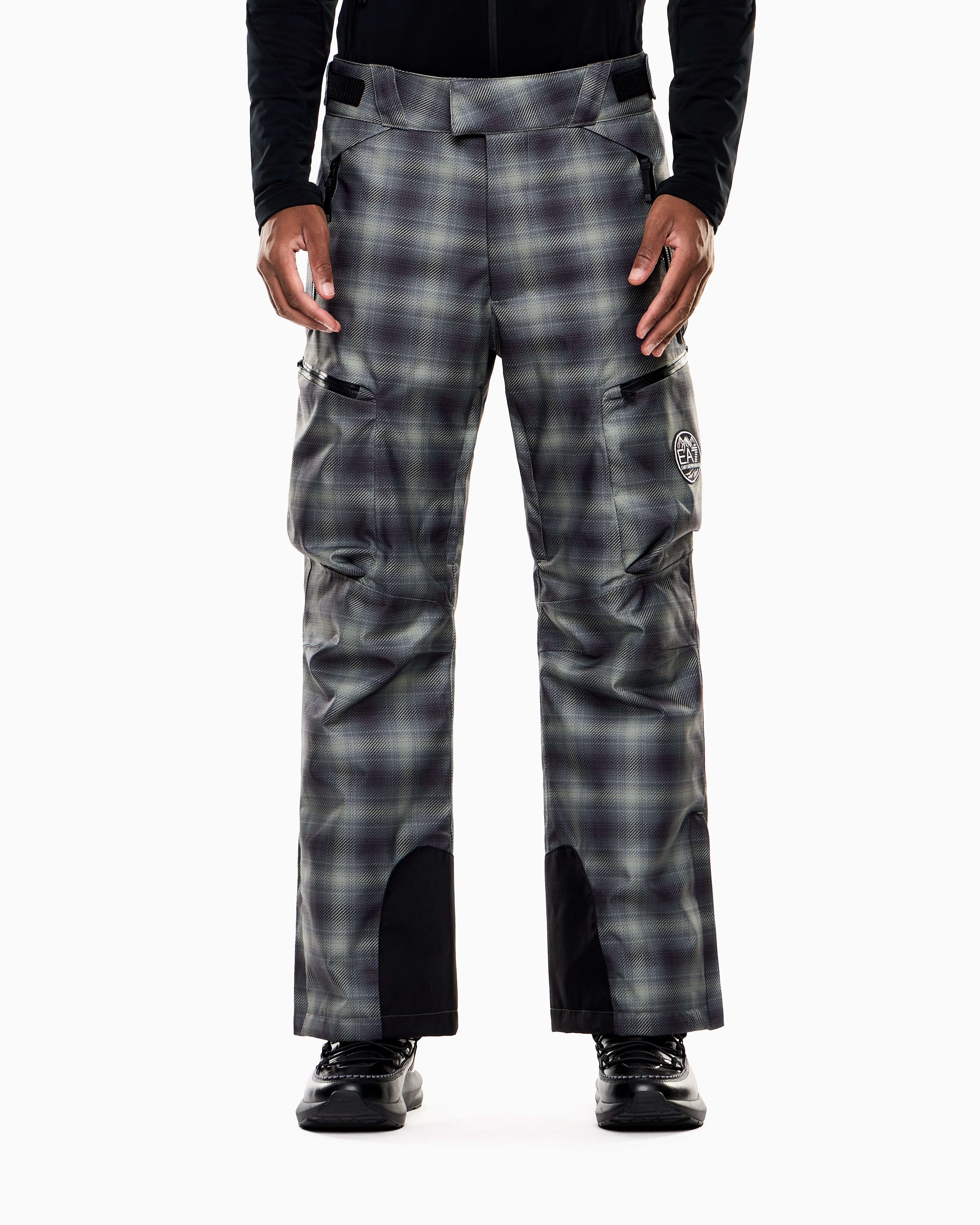 EA7 Technical ski cargo trousers in a check motif with STRATUM7 padding