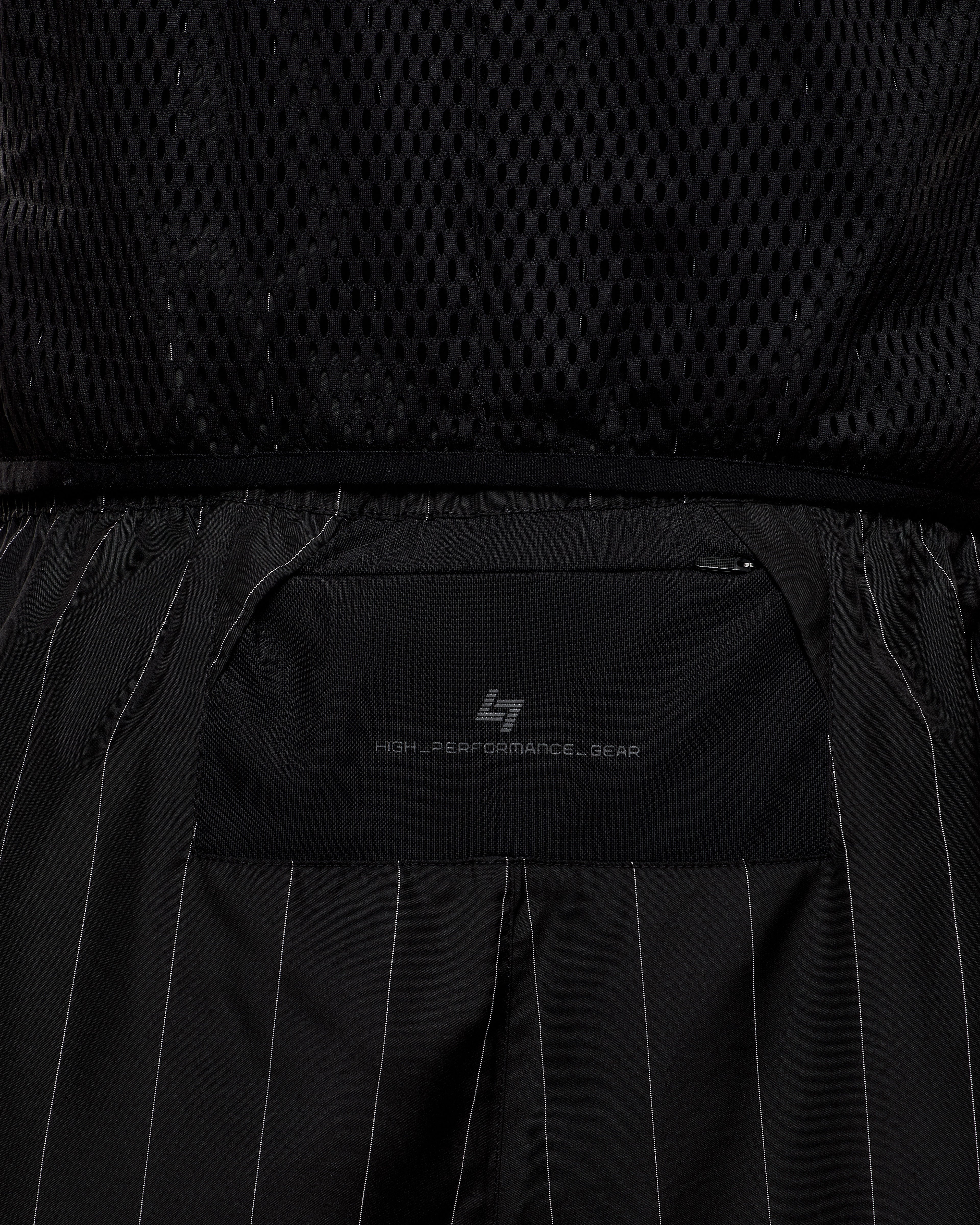 EA7 Dynamic Athlete shorts in VENTUS7 technical fabric