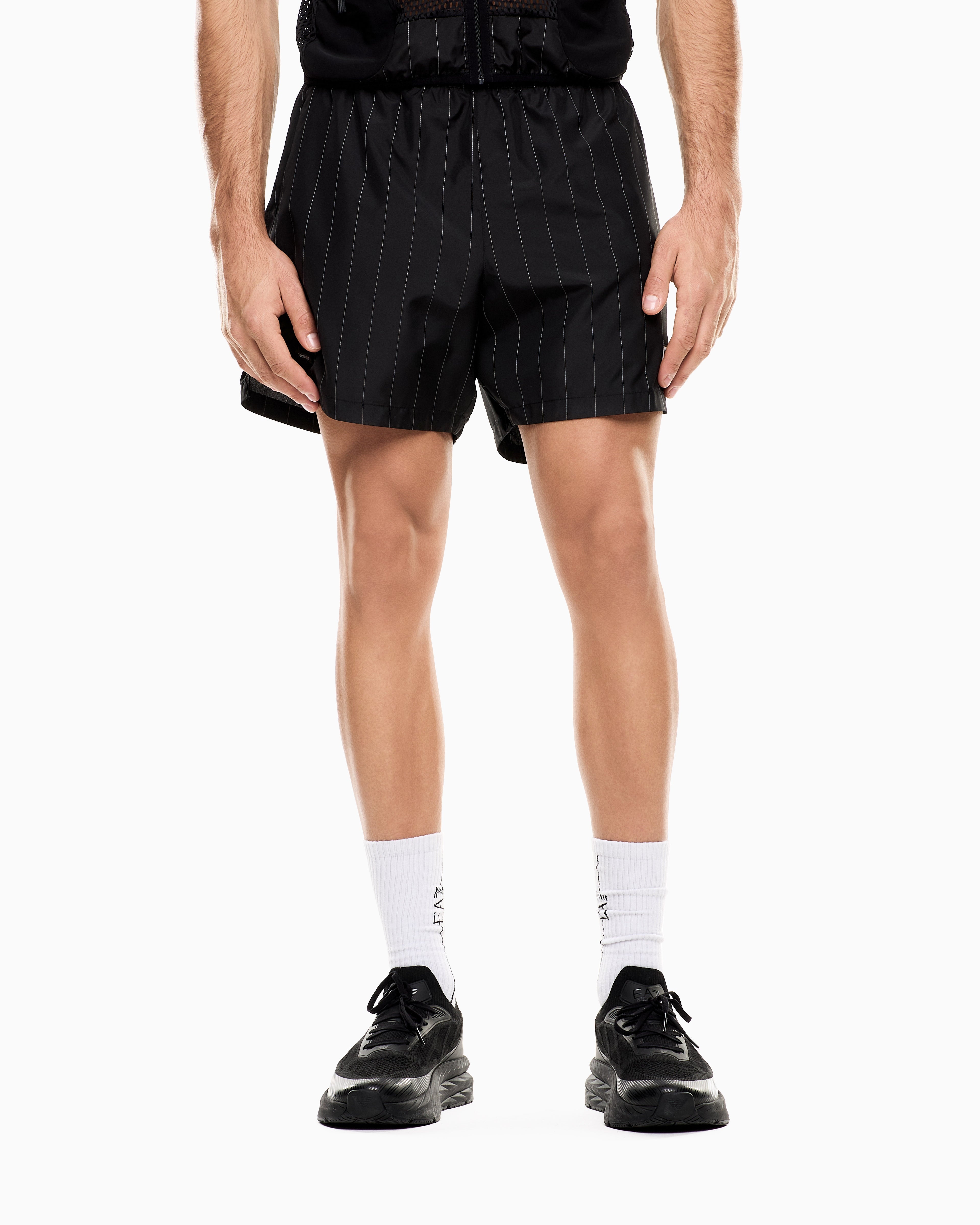 EA7 Dynamic Athlete shorts in VENTUS7 technical fabric