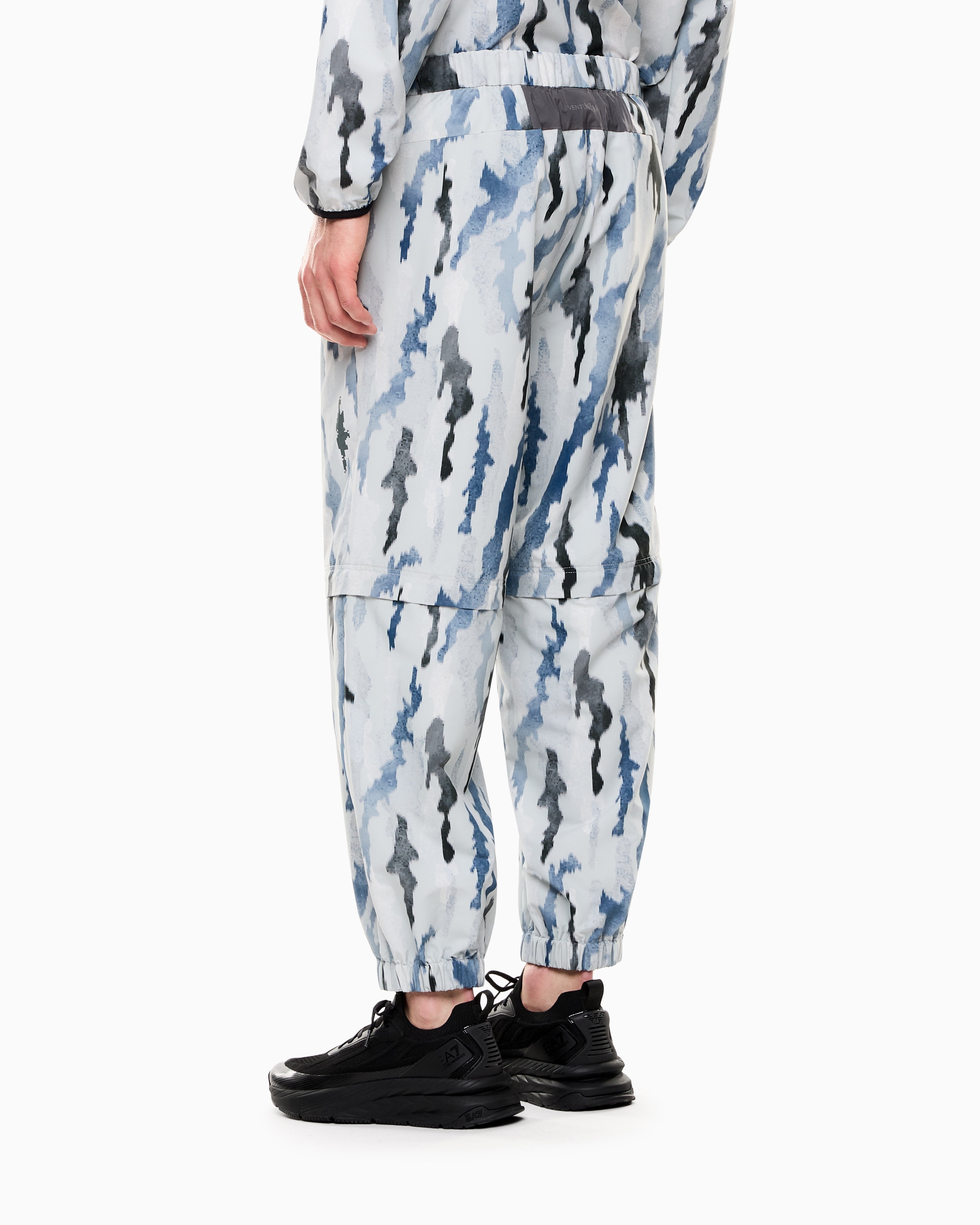 EA7 Dynamic Athlete trousers in Natural VENTUS7 technical fabric