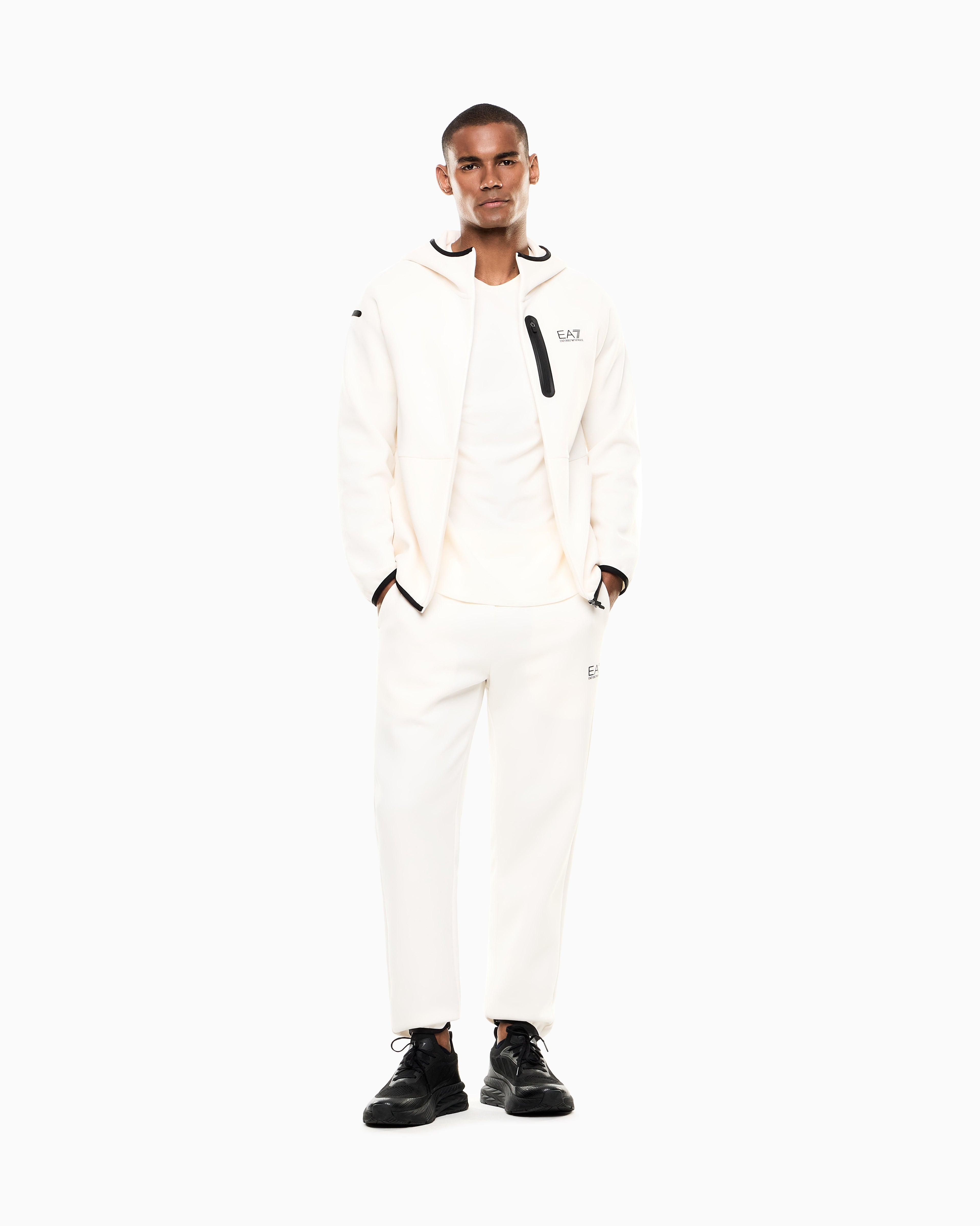 #color_white