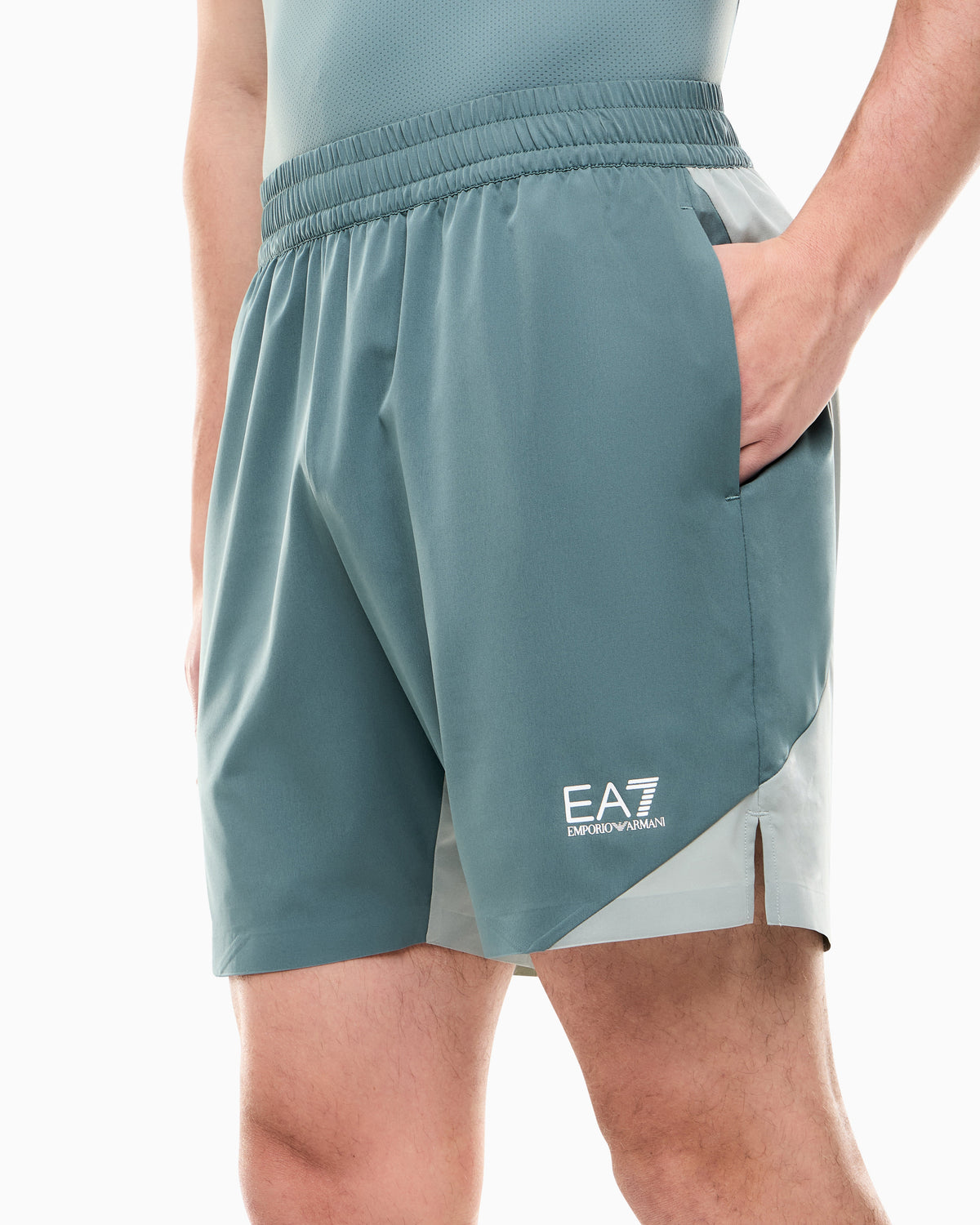 EA7 Color block Tennis Pro shorts in VENTUS7 technical fabric