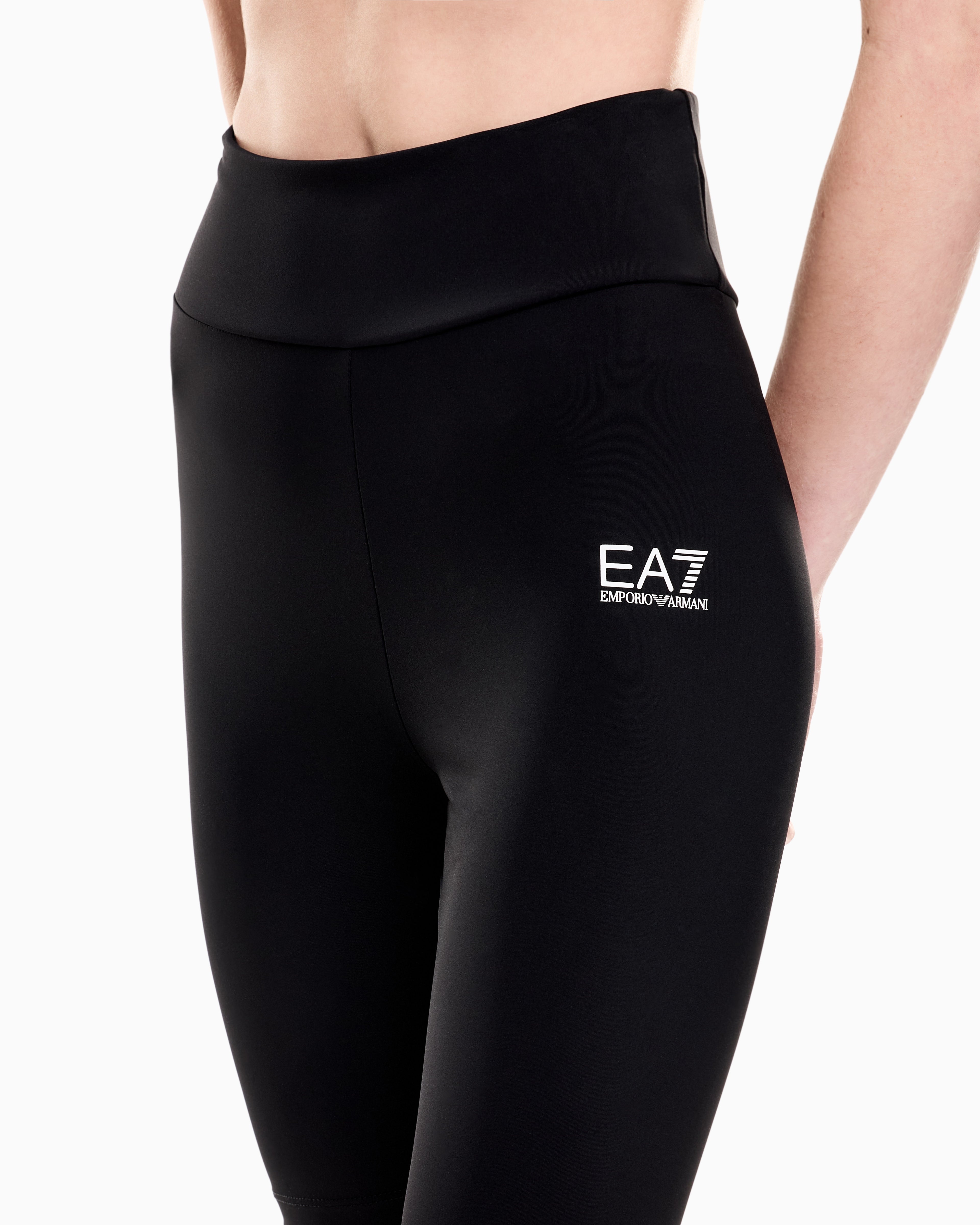 EA7 Dynamic Athlete cycling leggings in VIGOR7 technical fabric