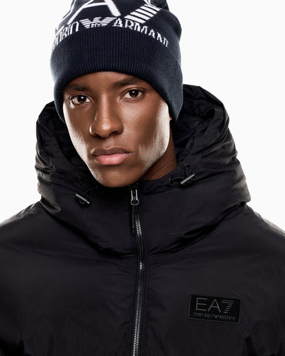 EA7 Visibility beanie with EA7 oversized logo