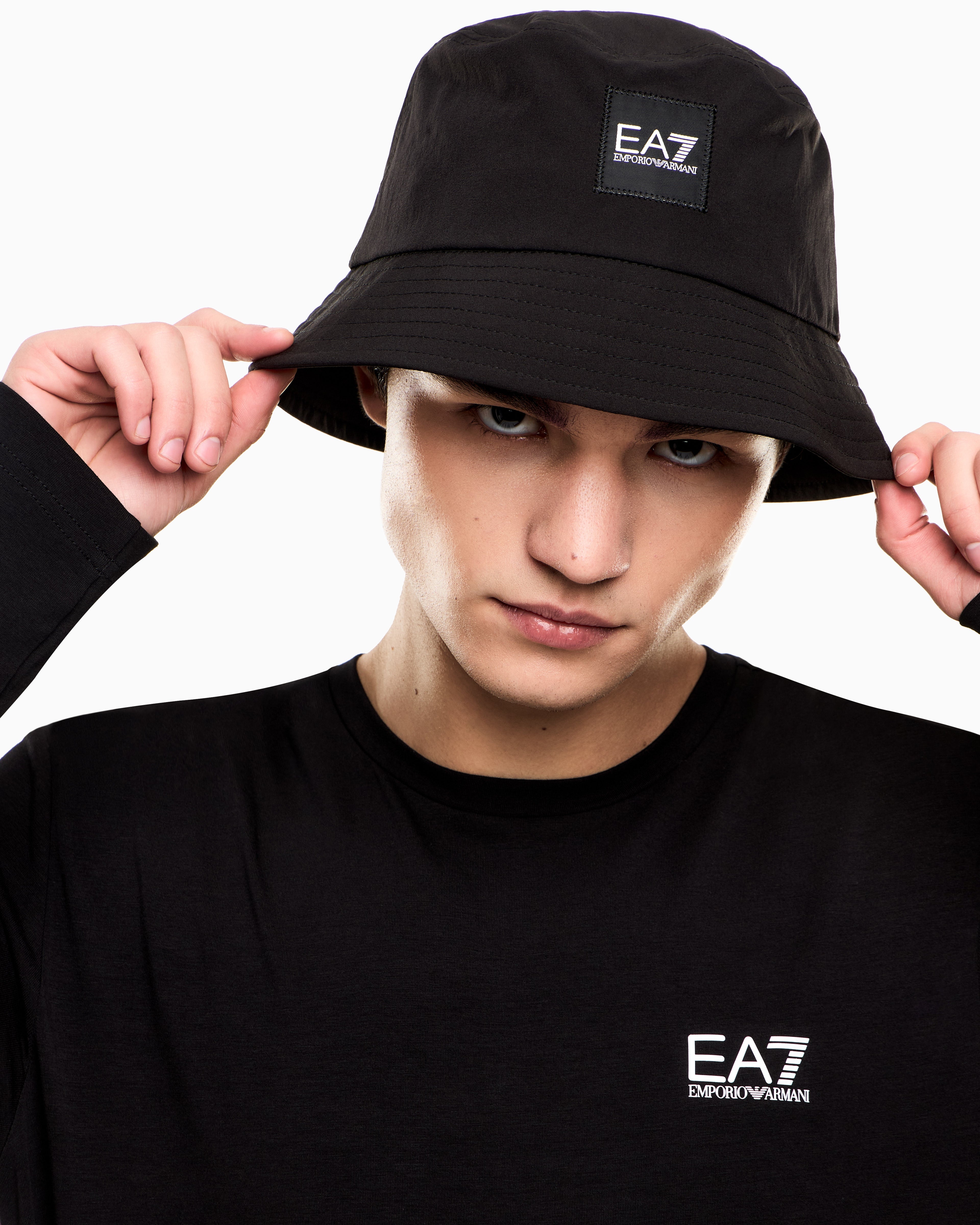 EA7 Bucket hat in stretch technical fabric