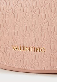 Valentino Falak Handbag Cipria