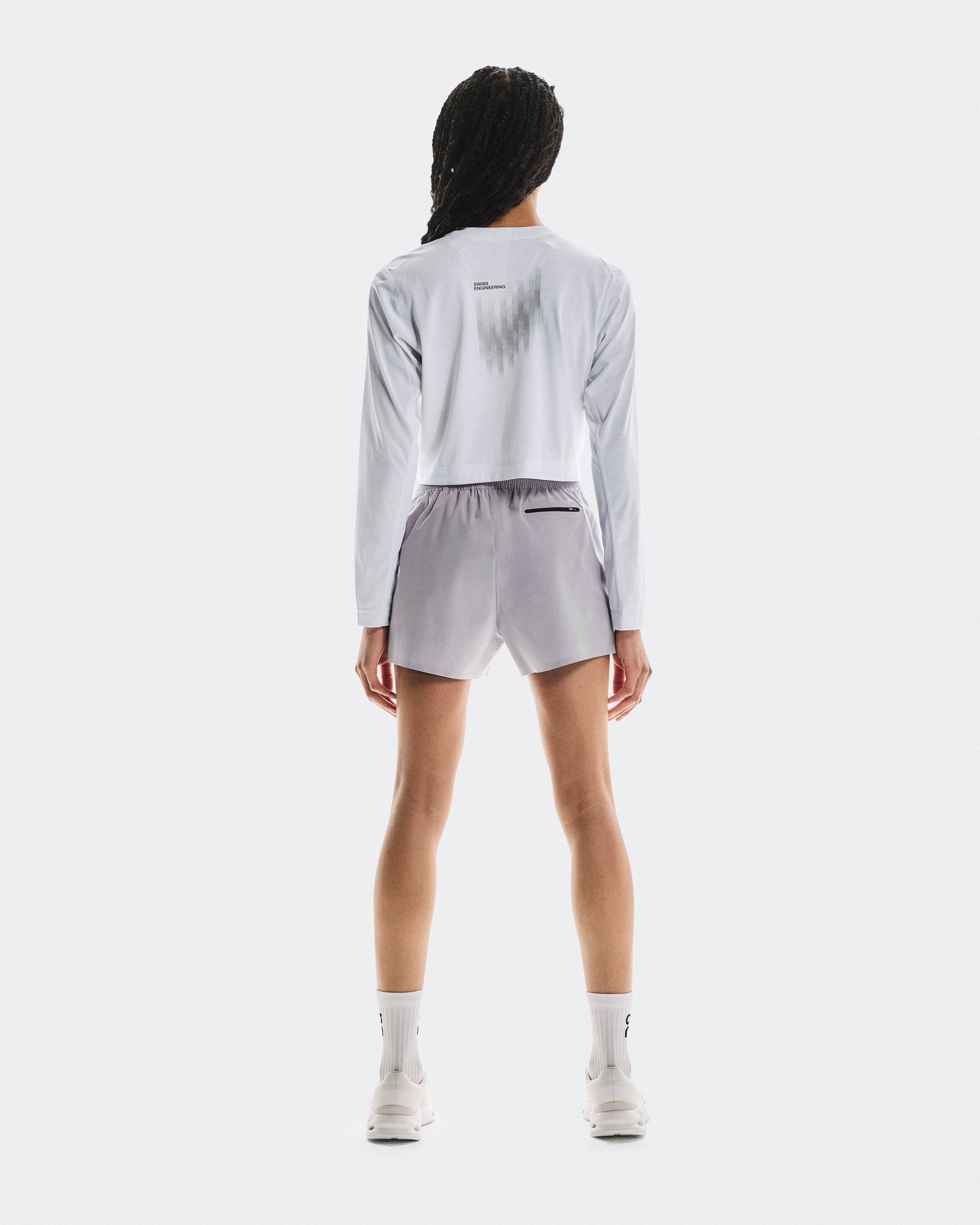 On Train Long-T Crop Graphic White (Women'S)